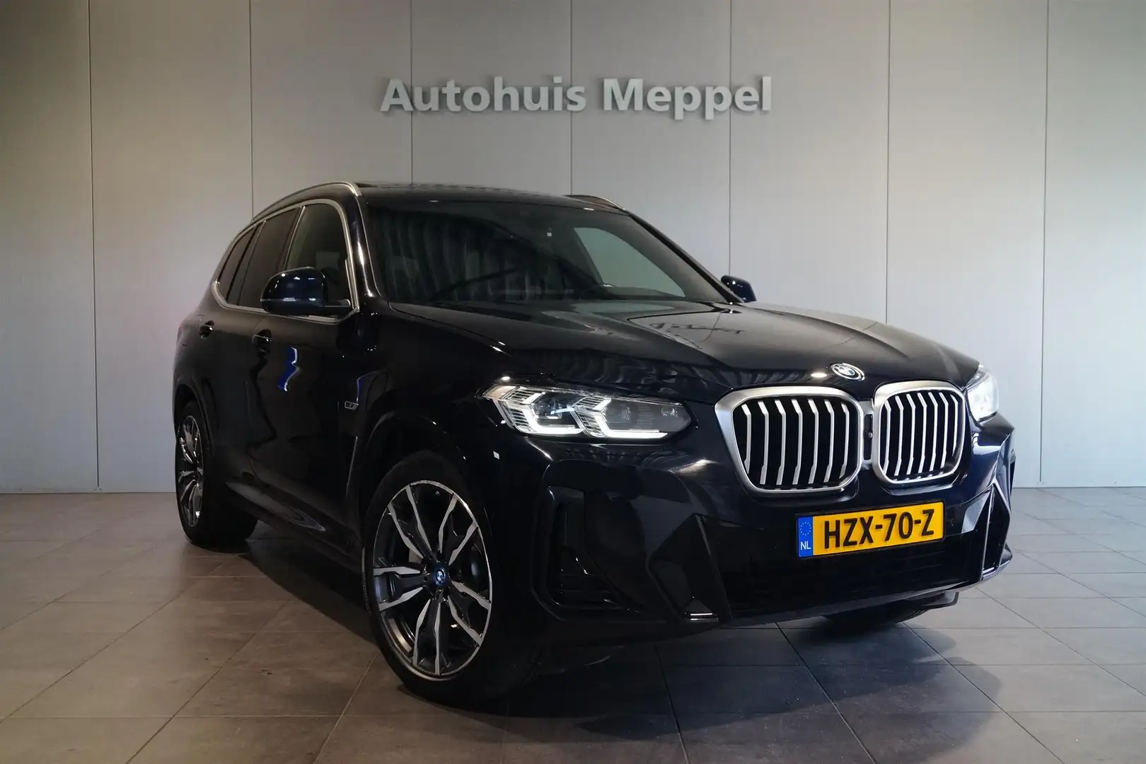 BMW X3 xDrive30e M-Sport/// | H/K Sound | 360 camera | He Noir - 1