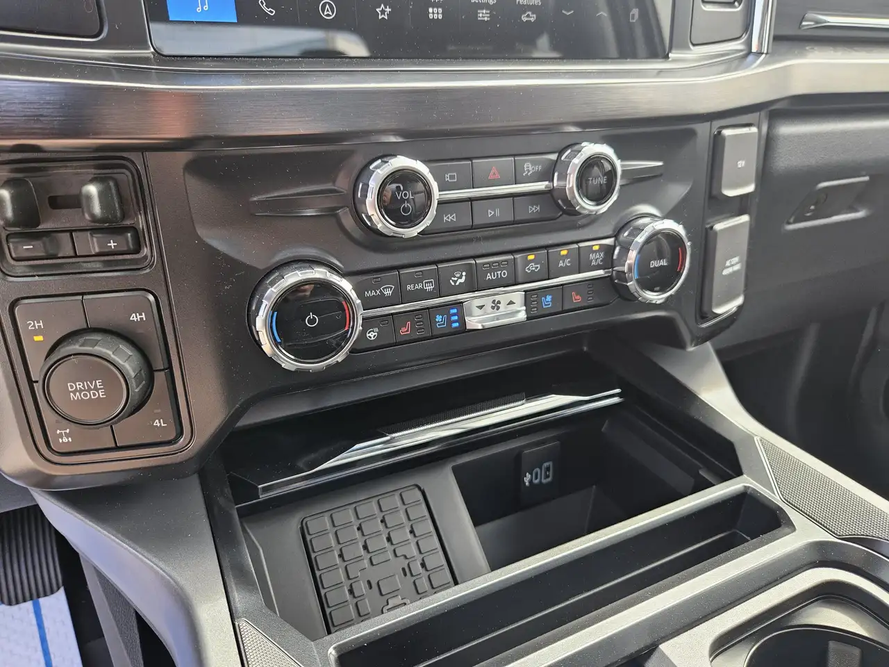 Ford F 350 снимка Ford F 350