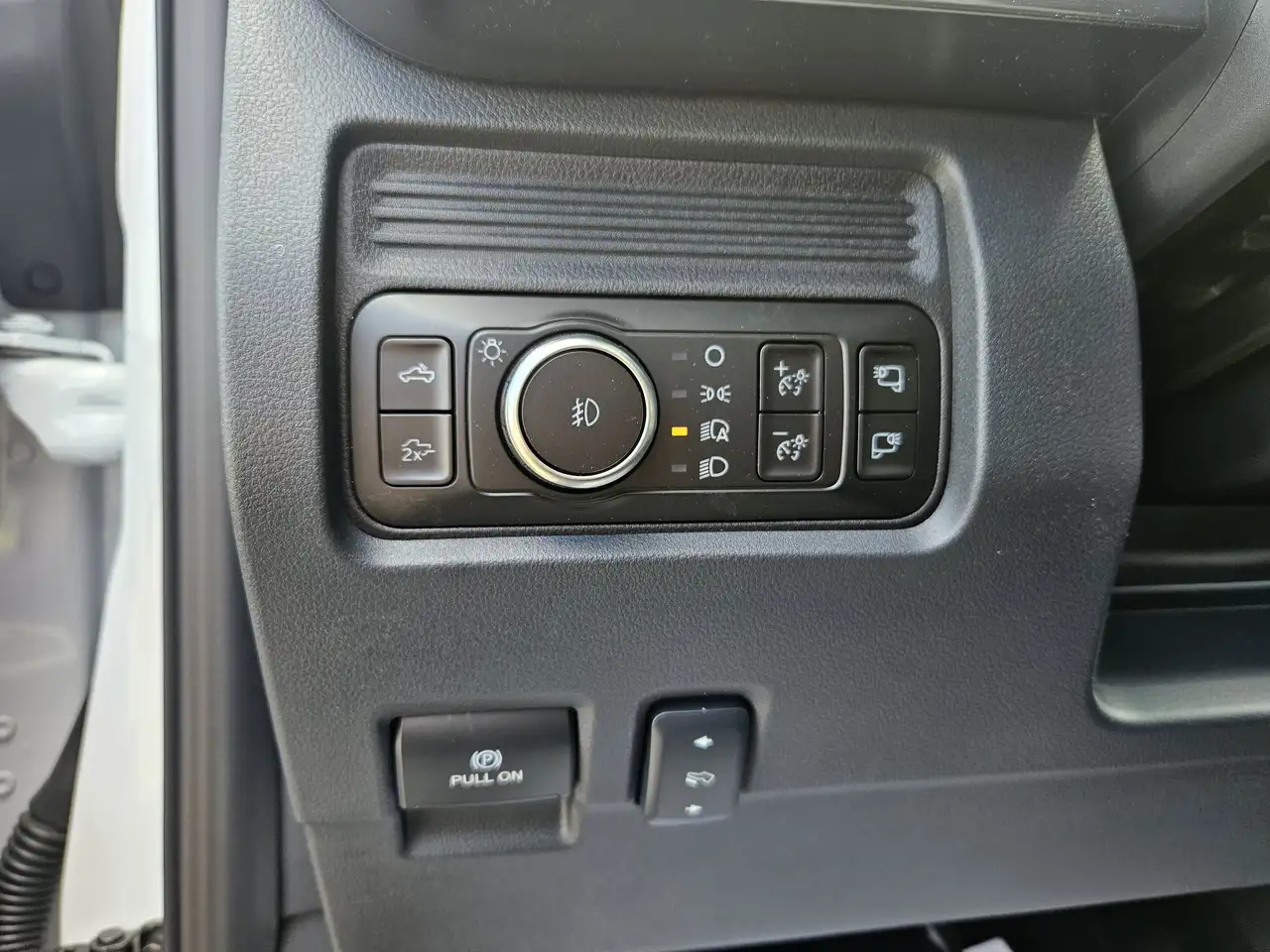 Ford F 350 снимка Ford F 350
