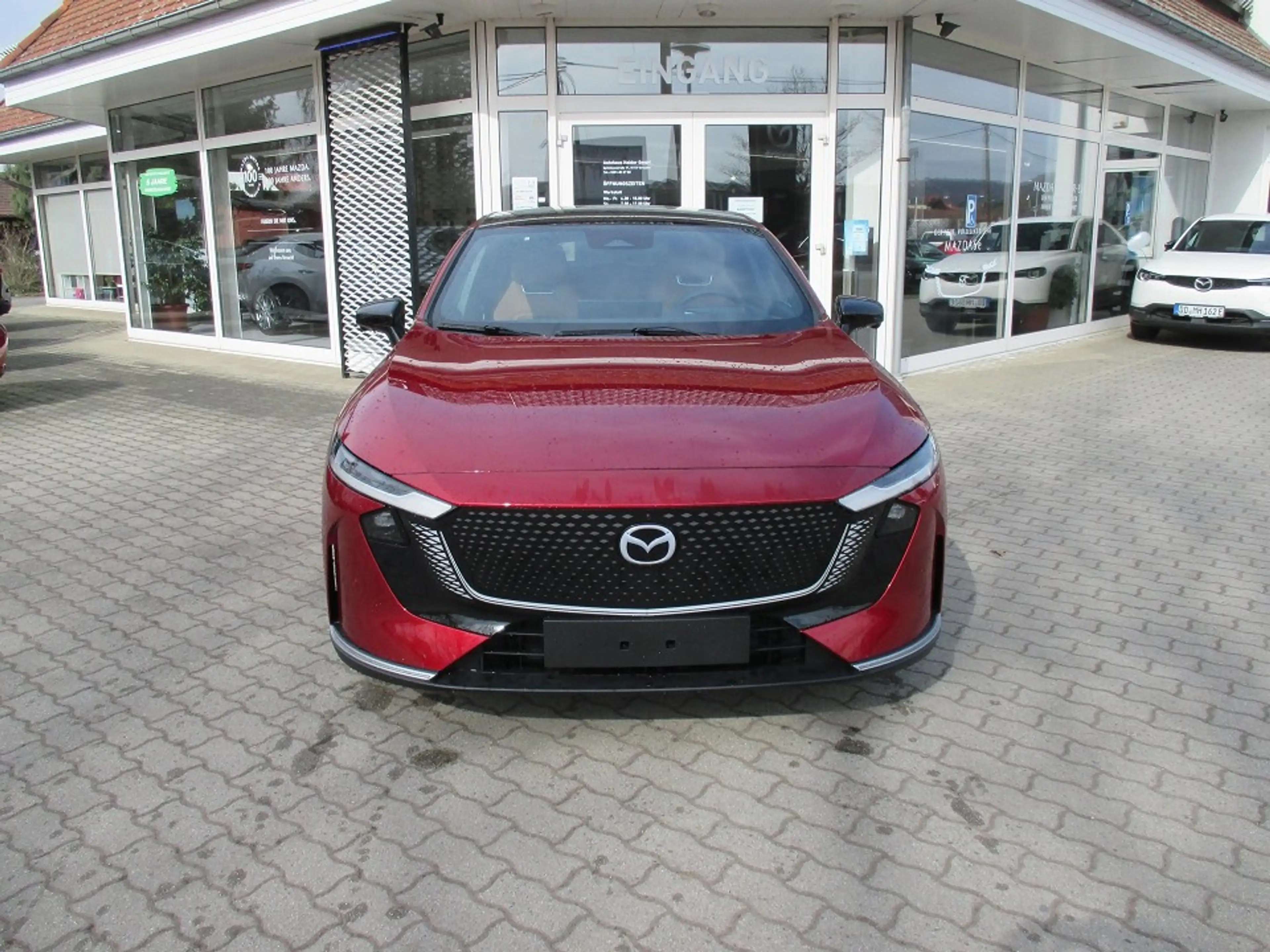 Mazda 6e 5HB EV 258 1AT RWD Takumi Plus — photo 2