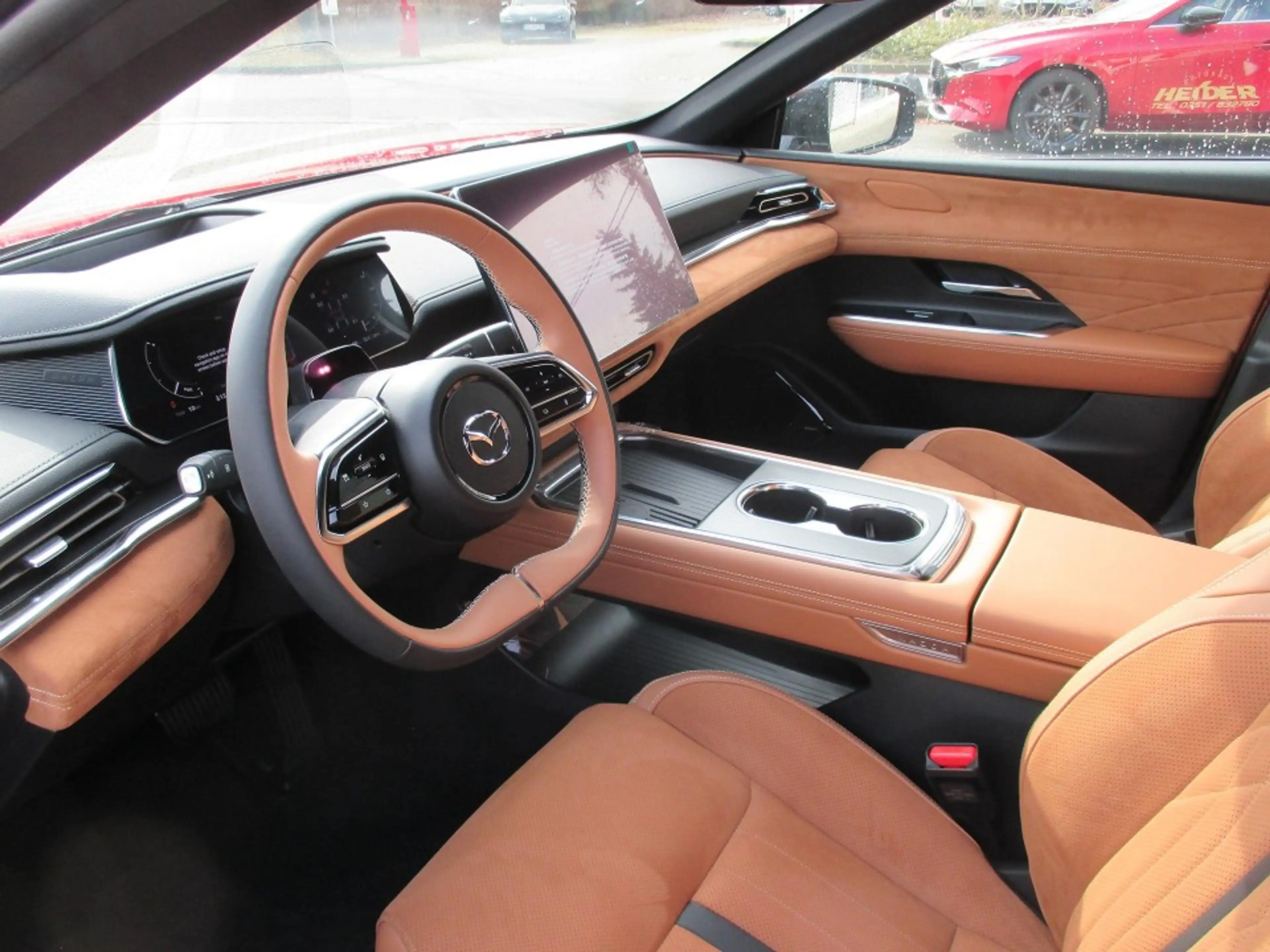 Mazda 6e 5HB EV 258 1AT RWD Takumi Plus — photo 12