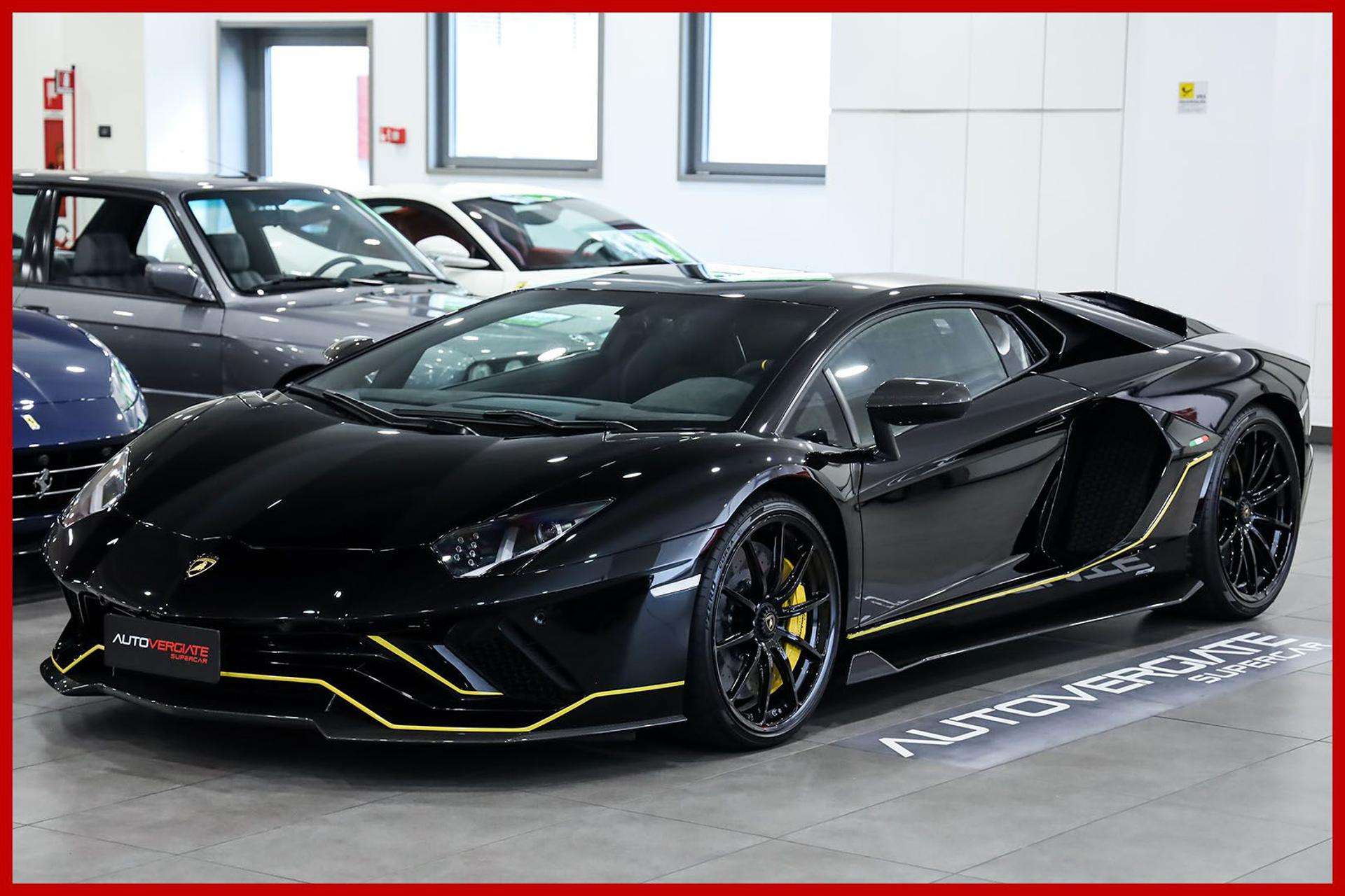 Lamborghini Aventador