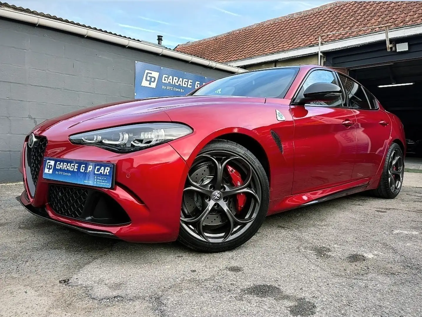 Alfa Romeo Giulia 2.9 Bi-Turbo Quadrifoglio | | CARBON PACK | SPARCO Rood - 1