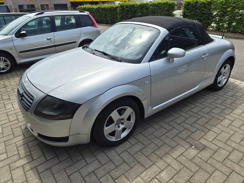 Audi TT 1.8 Turbo 20v — photo 6