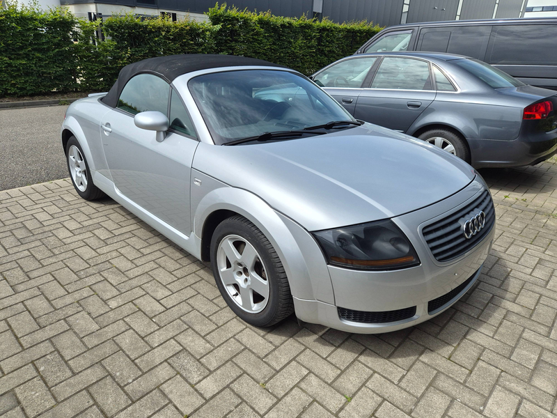 Audi TT 1.8 Turbo 20v — photo 5