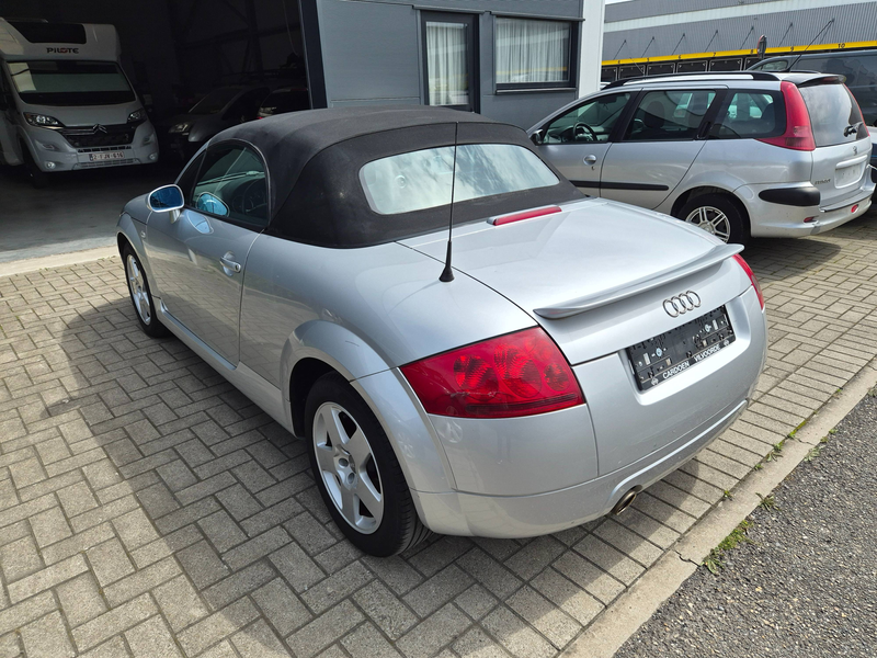 Audi TT 1.8 Turbo 20v — photo 7