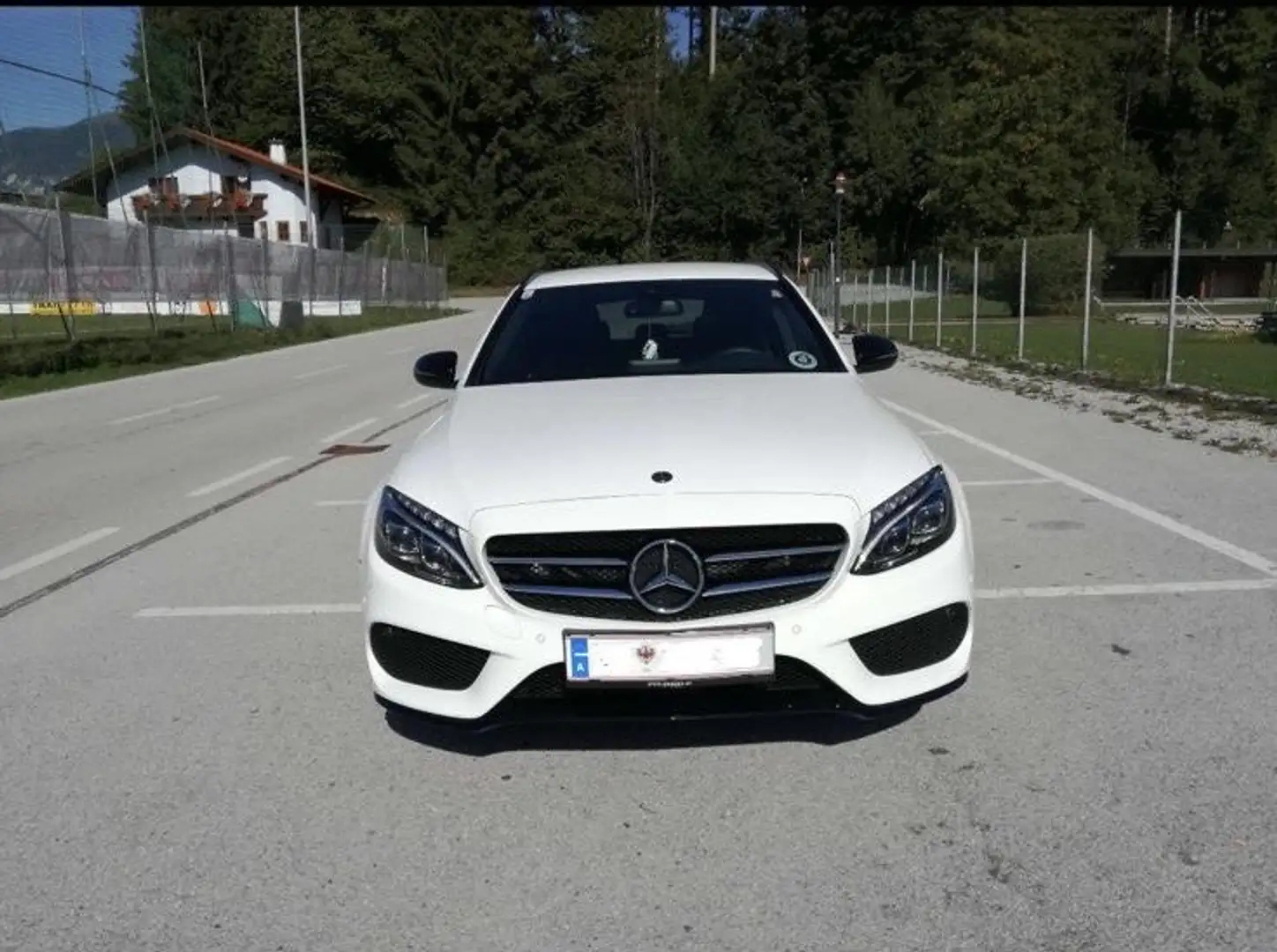 Mercedes-Benz C 220 d T 9G-TRONIC AMG Line - 2