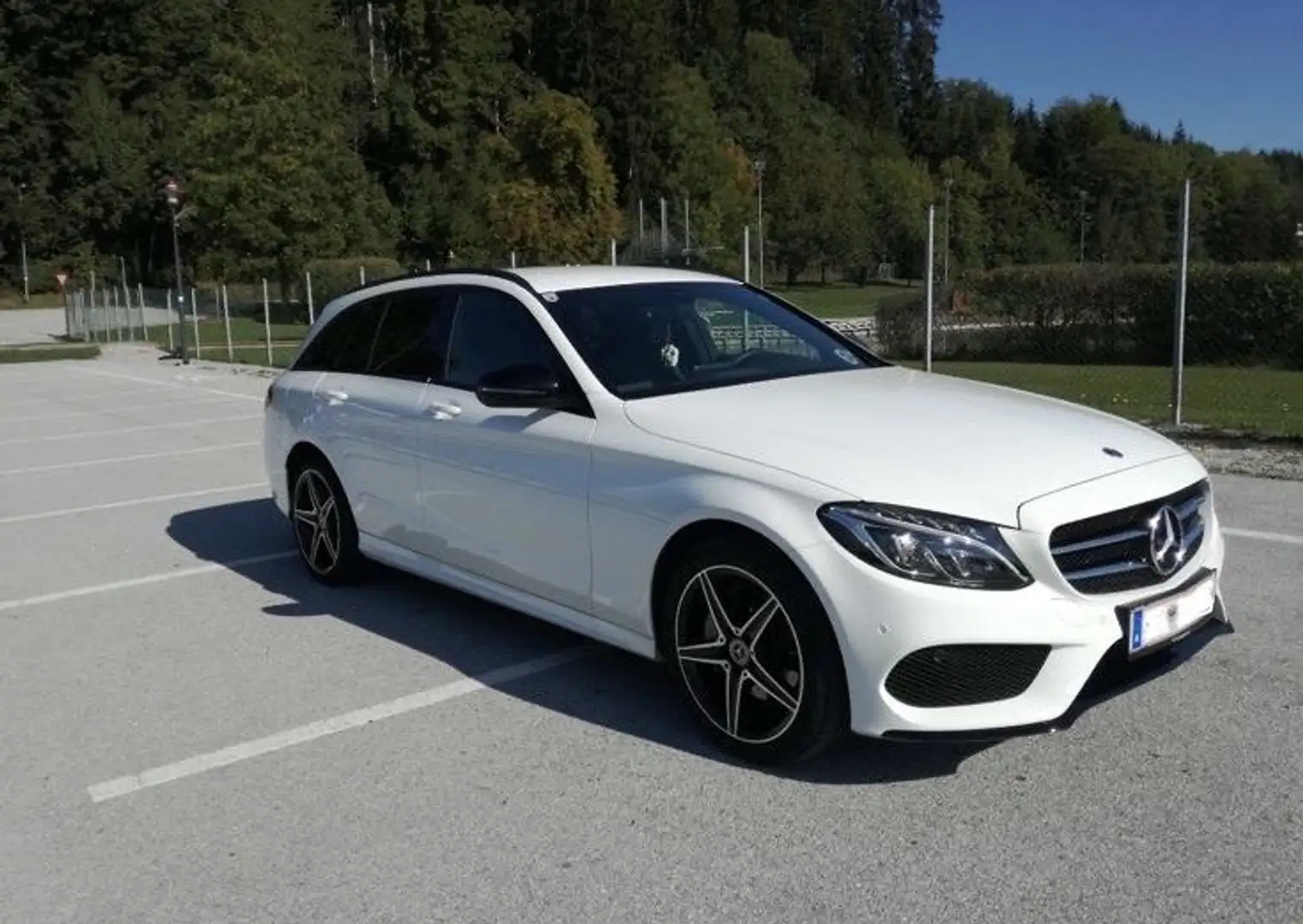 Mercedes-Benz C 220 d T 9G-TRONIC AMG Line - 1