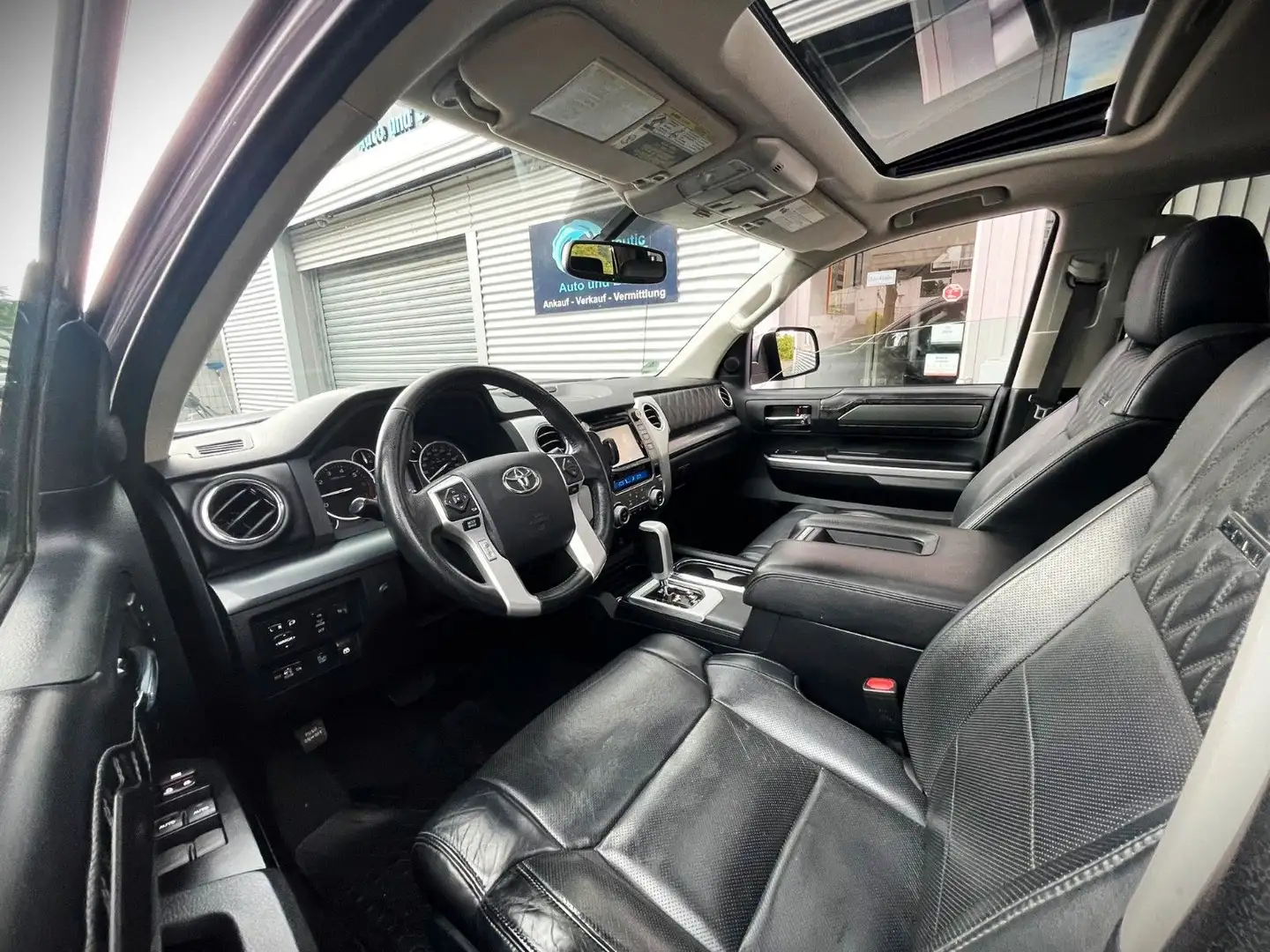 Toyota Tundra 4x4 V8 PLATINUM AUT. PRINS LPG LEDER AHK Grau - 2