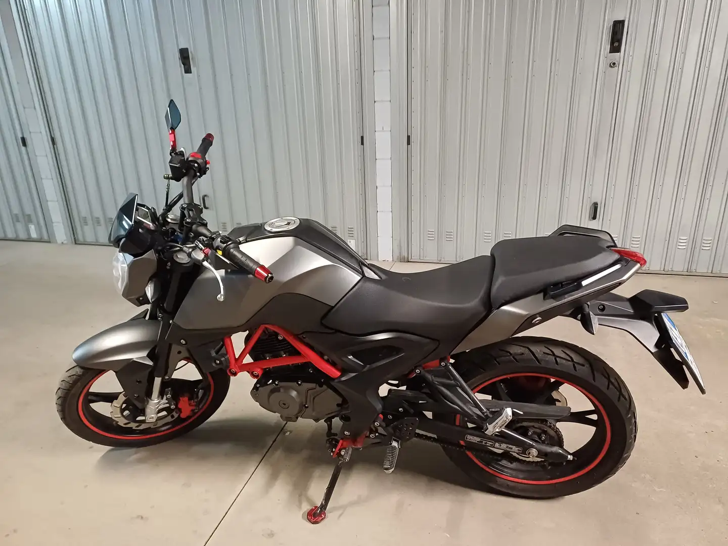 KSR Moto GRS 125 Grey Edition Noir - 1