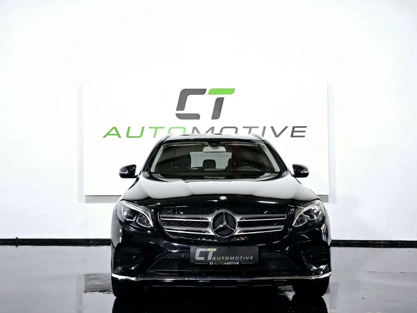 Mercedes-Benz GLC 220 d 4MATIC AMG-Line Aut Schwarz - 2