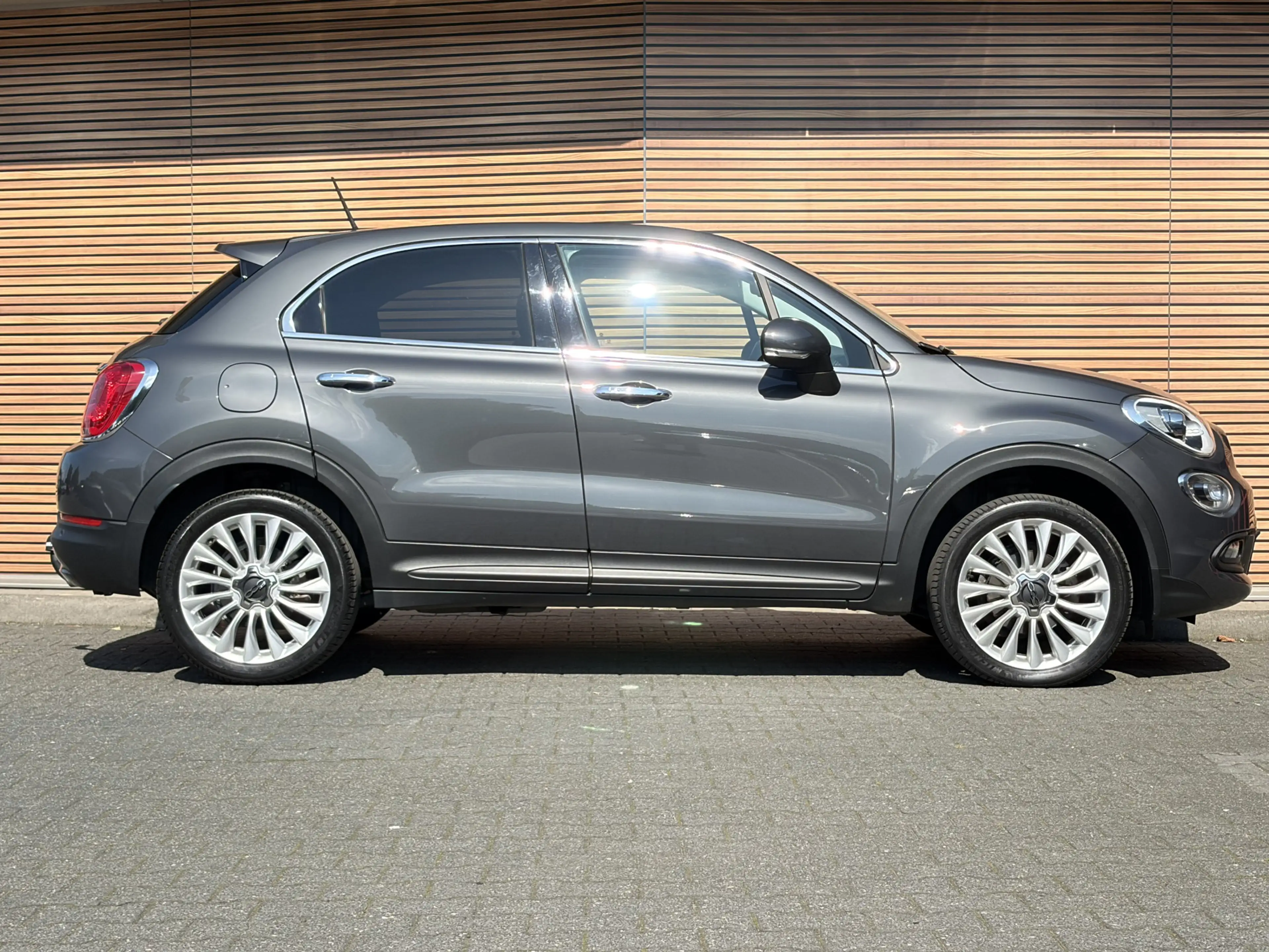 Fiat 500X 1.4 Turbo MultiAir Lounge Automaat / Navi / Cruise — photo 6