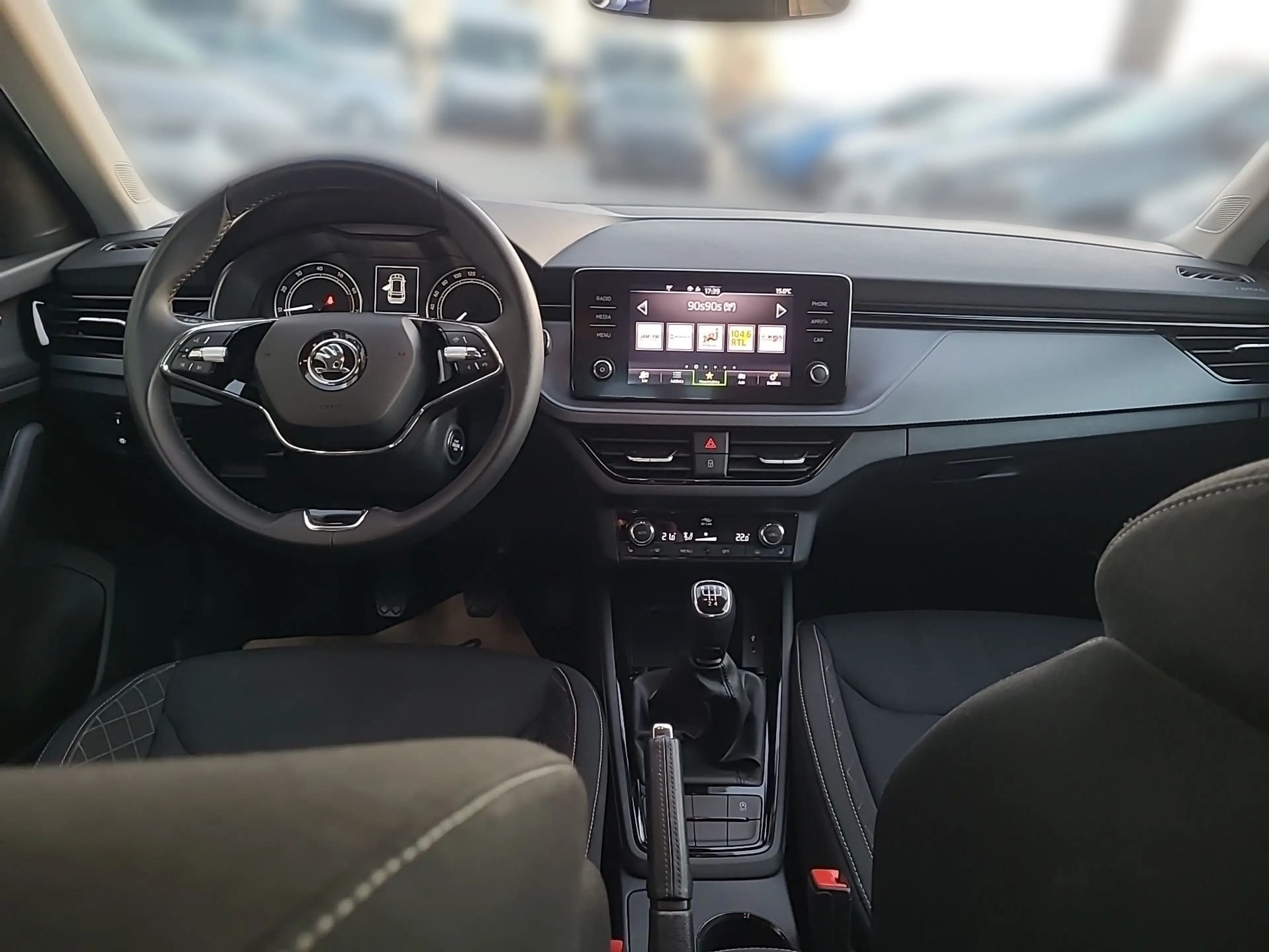 Skoda Kamiq 1.0 TSI AMBITION — photo 11