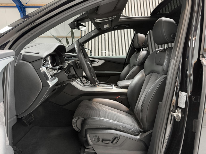 Audi Q7 60 TFSI e Quattro Competition - LUCHTVERING - PANO — photo 6