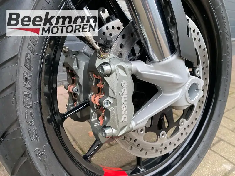 Ducati Multistrada V2 S - foto 8