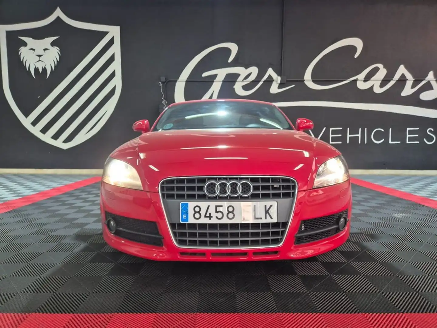 Audi TT Coupe 2.0 TFSI Rojo - 2
