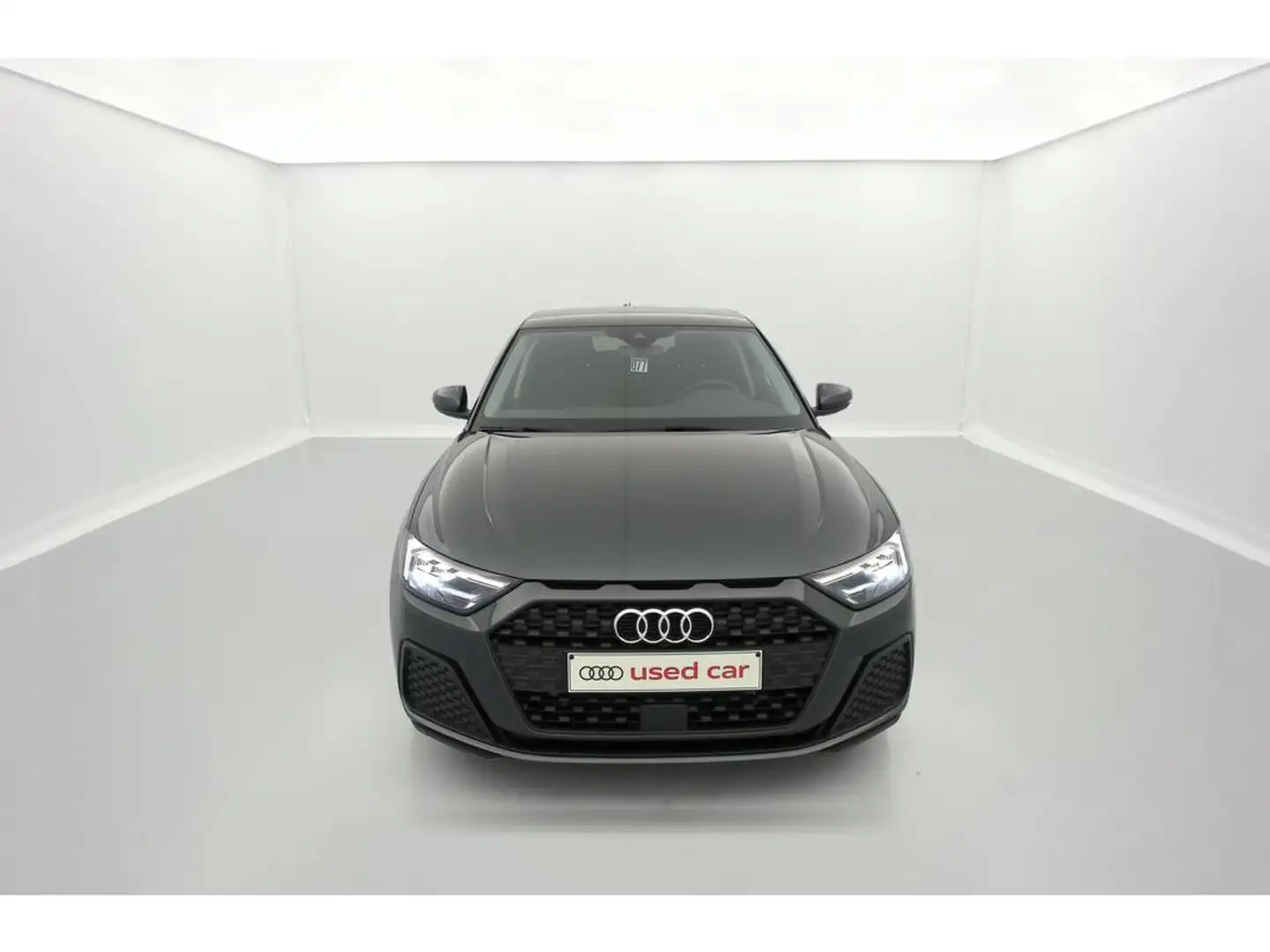Audi A1 Sportback Audi A1 Sportback Attraction 25 TFSI  70(95) kW(ch) 5 vitesses Gris - 2