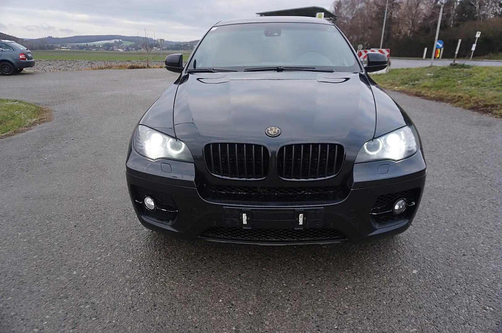 BMW X6 xDrive40d Österreich-Paket Aut. Чорний - 1