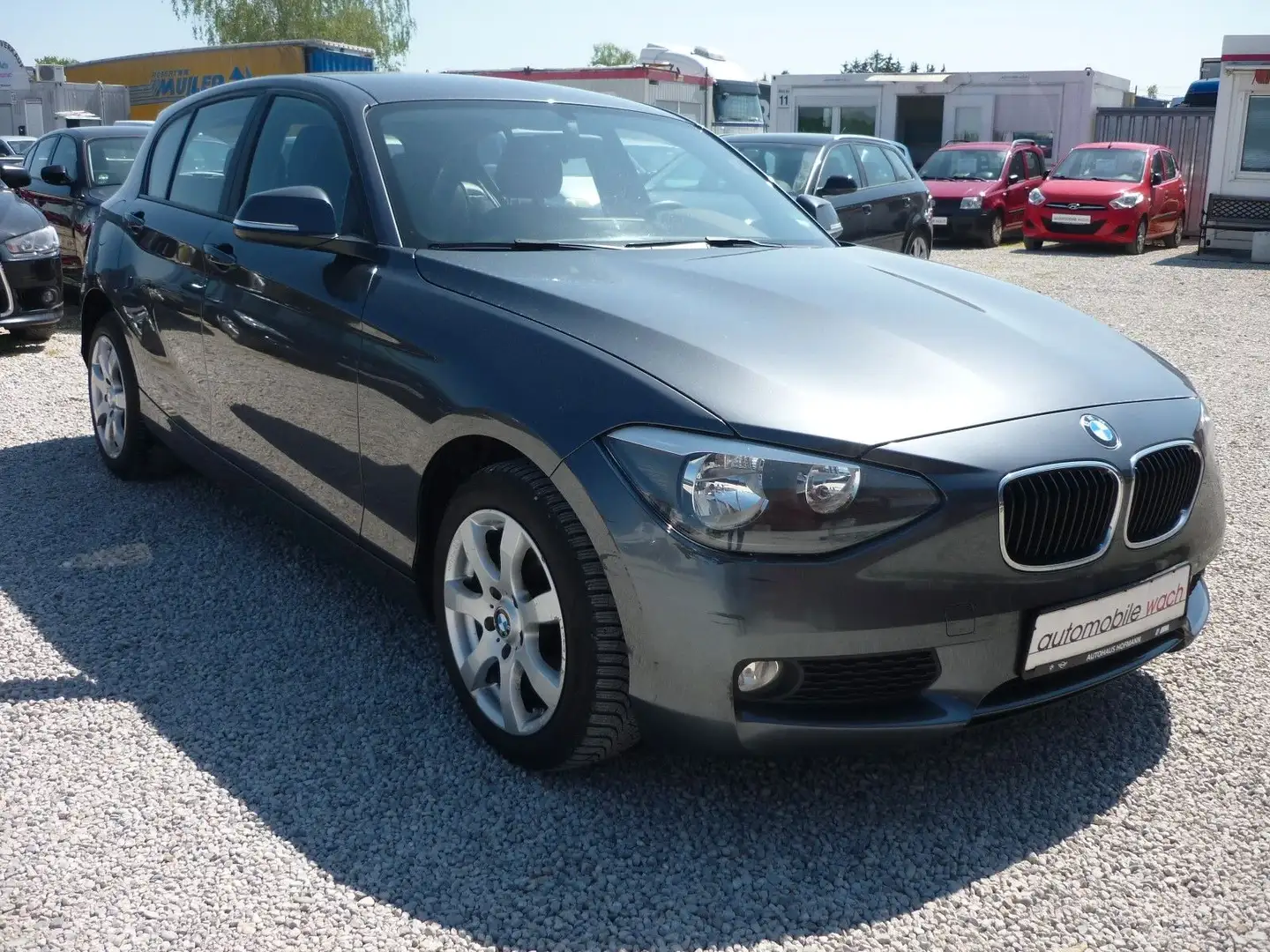 BMW 116 i Euro6 Klima Navi  PDC 2.Hand TÜV:9/25! Gris - 2