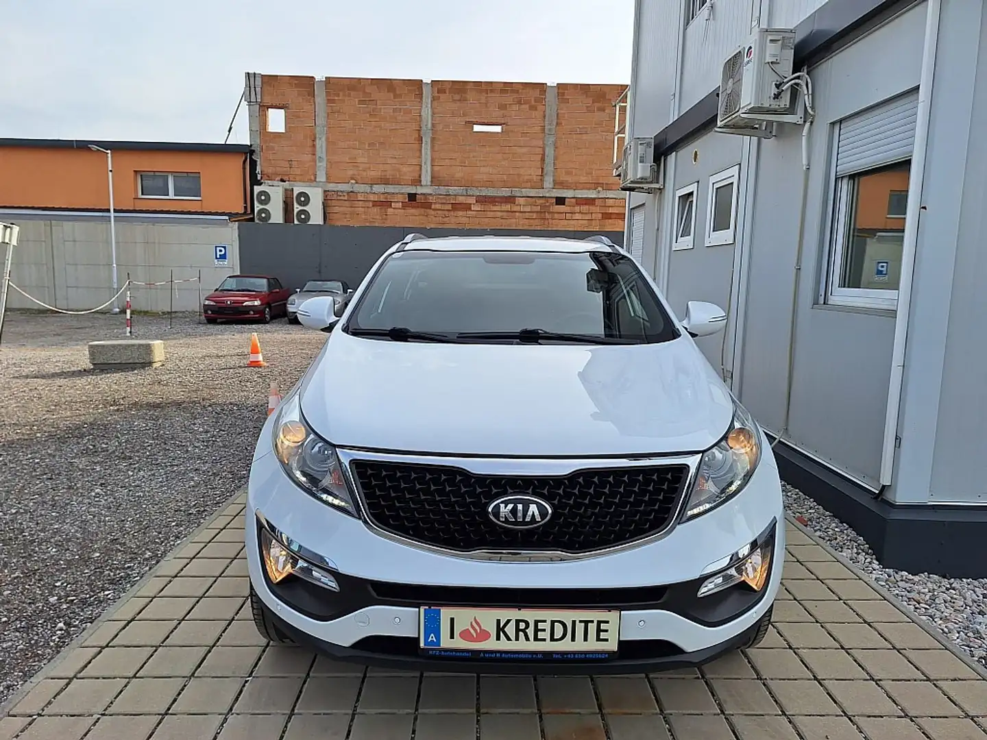 Kia Sportage Fifa Brazuca 1,7 CRDi 2WD sofort kredit Weiß - 2