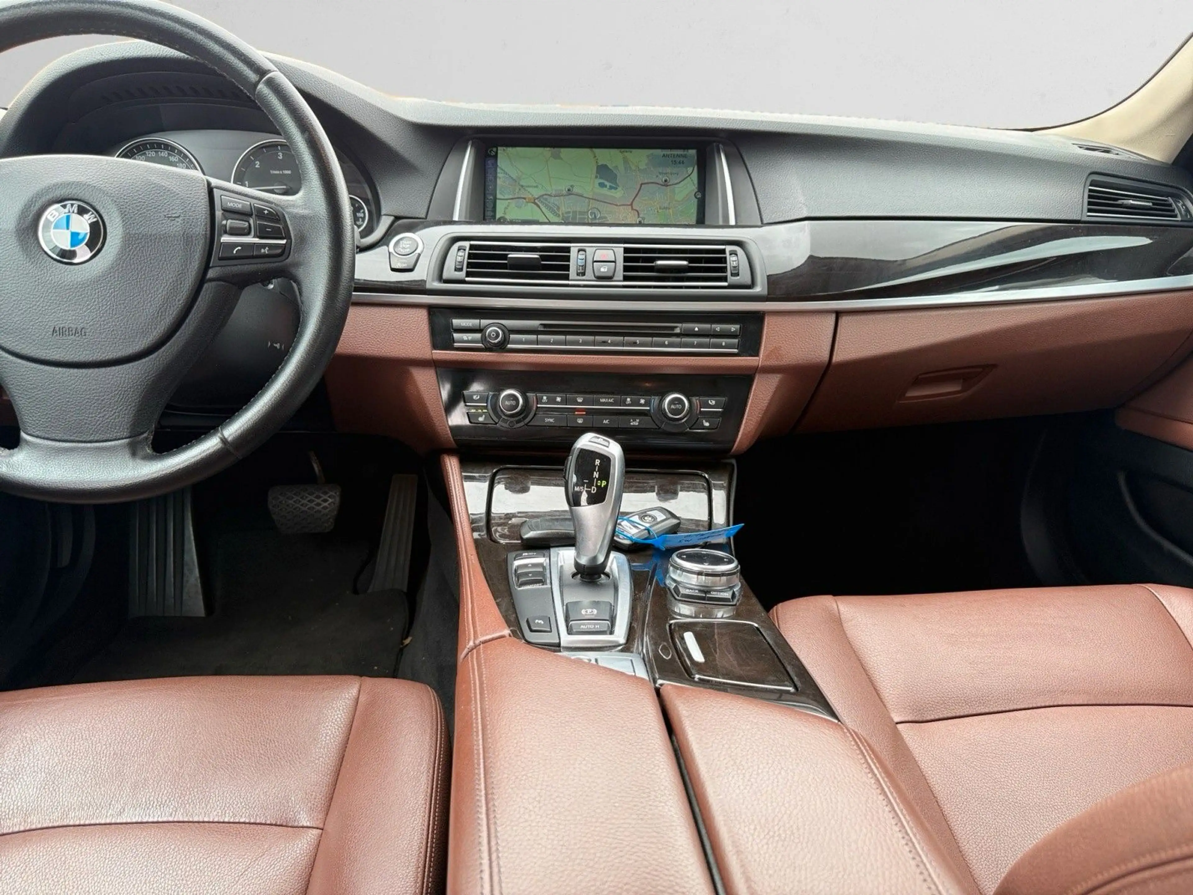 BMW 520 d LEDER|XENON+|NAVI PROFF|18 Ź|SHZ — photo 11