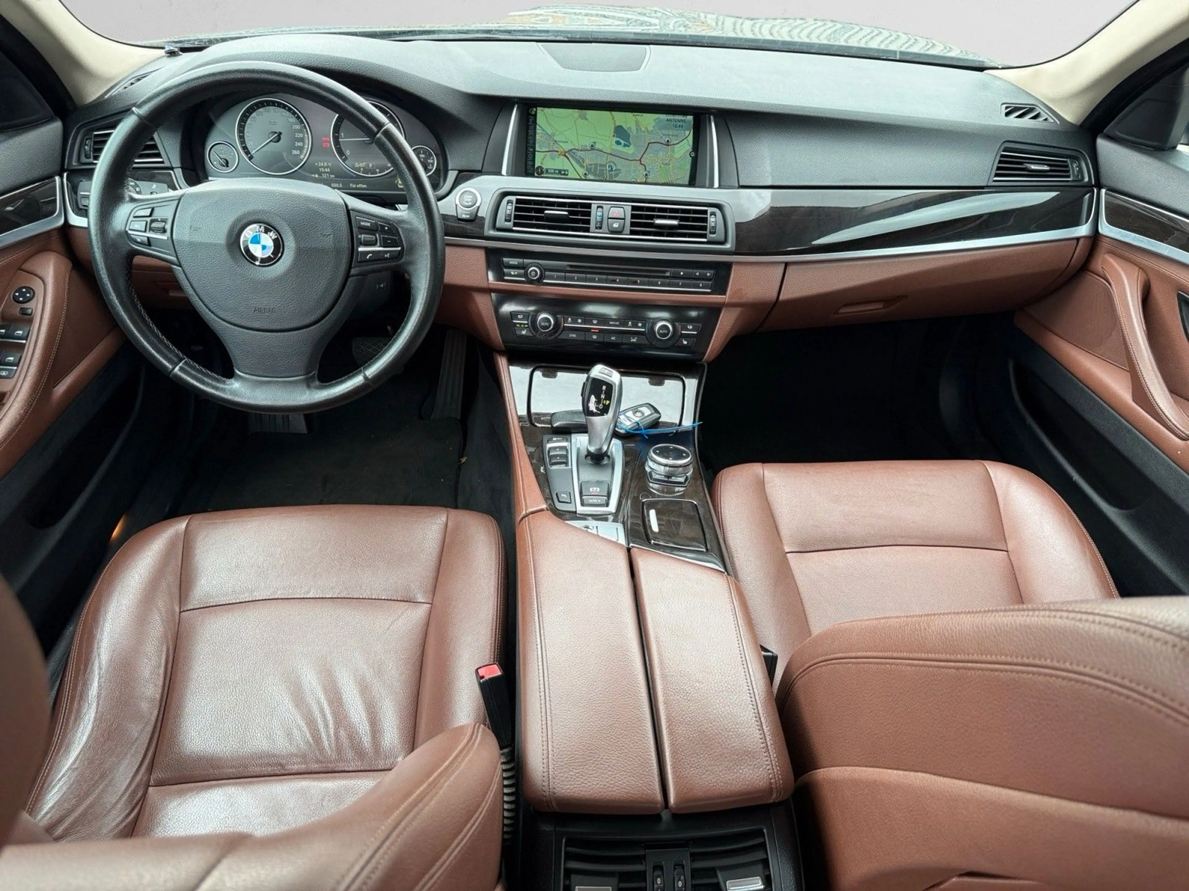 BMW 520 d LEDER|XENON+|NAVI PROFF|18 Ź|SHZ — photo 10