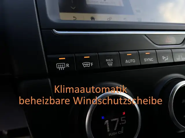 Jaguar E-Pace view 15
