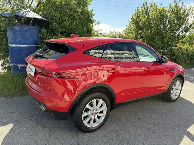 Jaguar E-Pace view 3