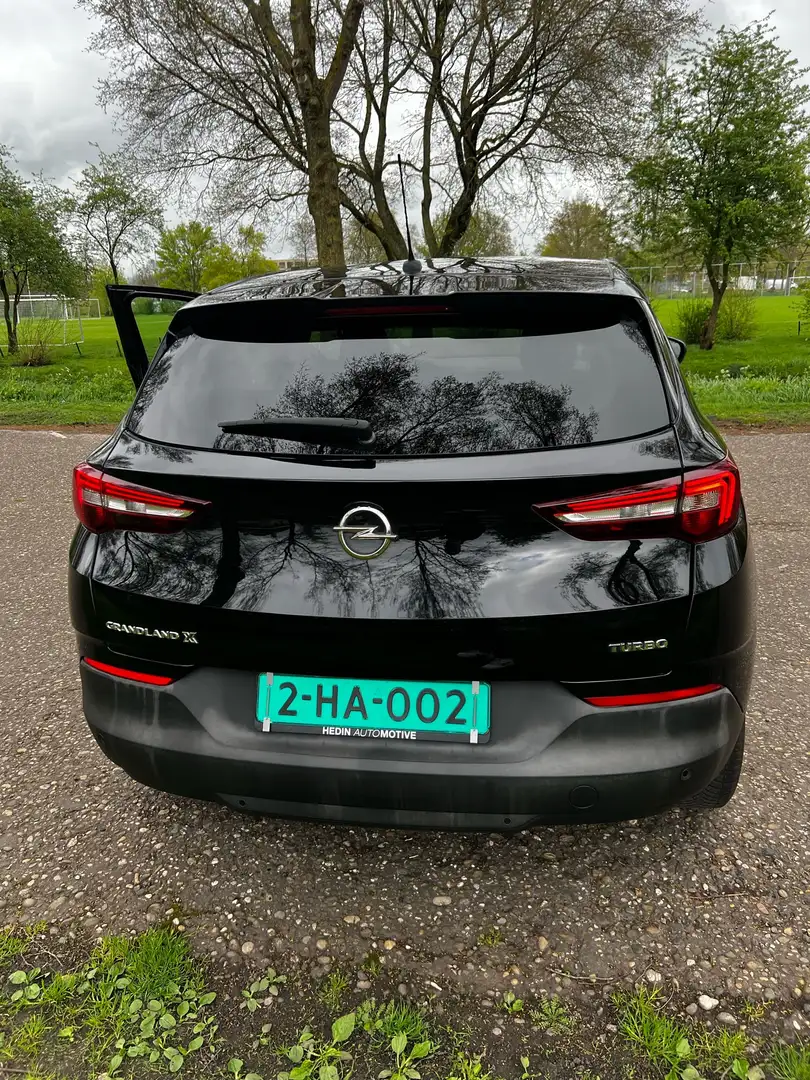 Opel Grandland X 1.2 Turbo Innovation Zwart - 2
