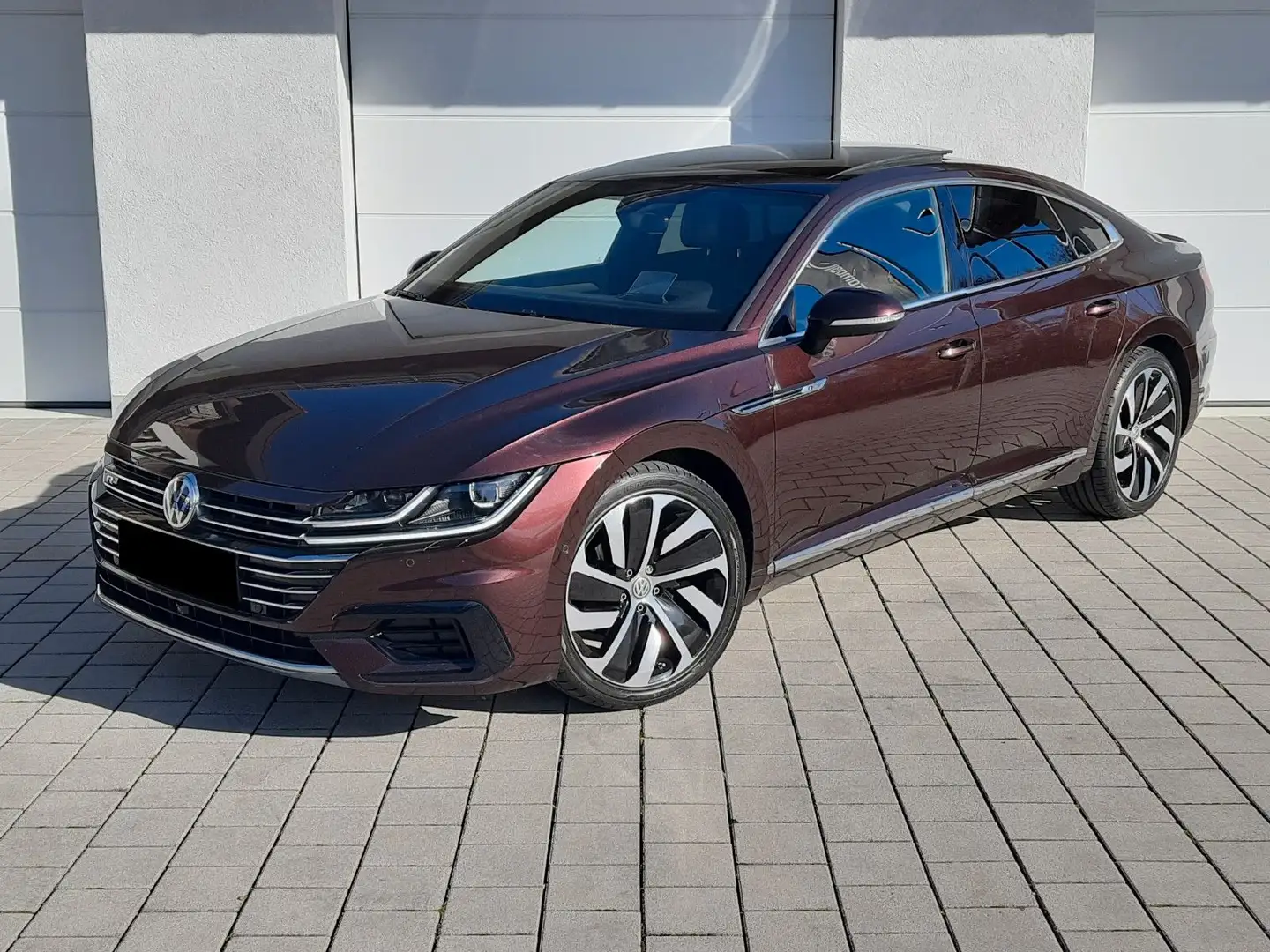 Volkswagen Arteon 2.0TDI/190PS/DSG/4M/R-Line/Virtual/Pano/ Rot - 2