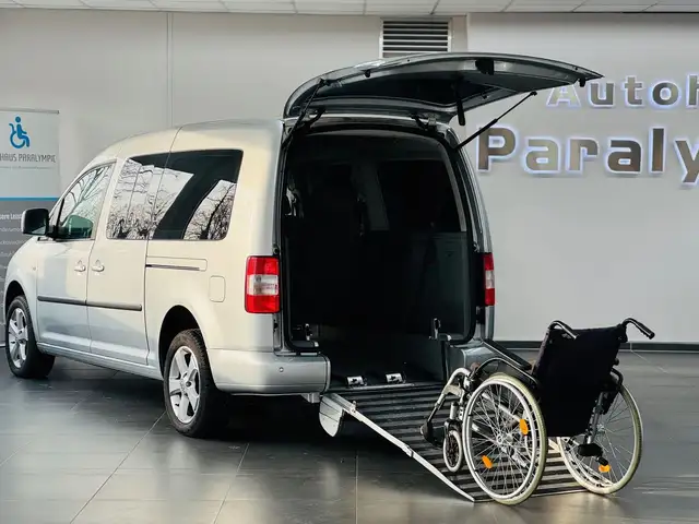 Volkswagen Caddy Maxi 1.9 TDI Rollstuhlgerecht-Rampe