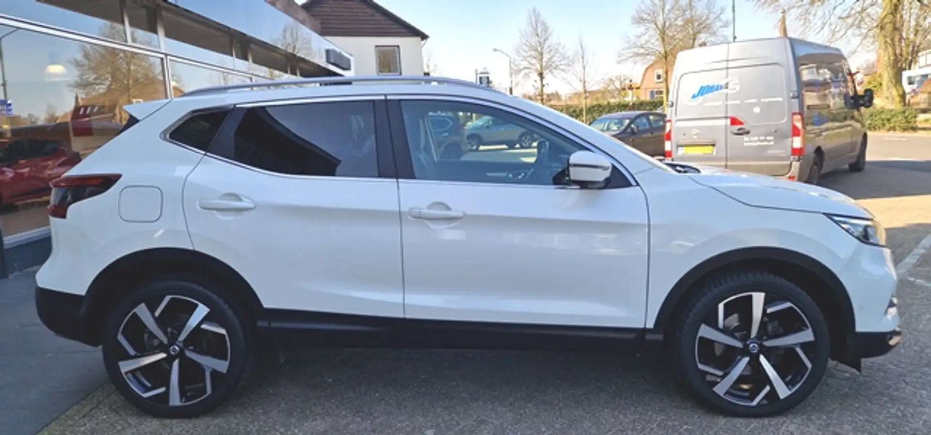 Nissan Qashqai 1.3 160PK DIG-Turbo DCT A/T Tekna - Glass Roof Bianco - 2