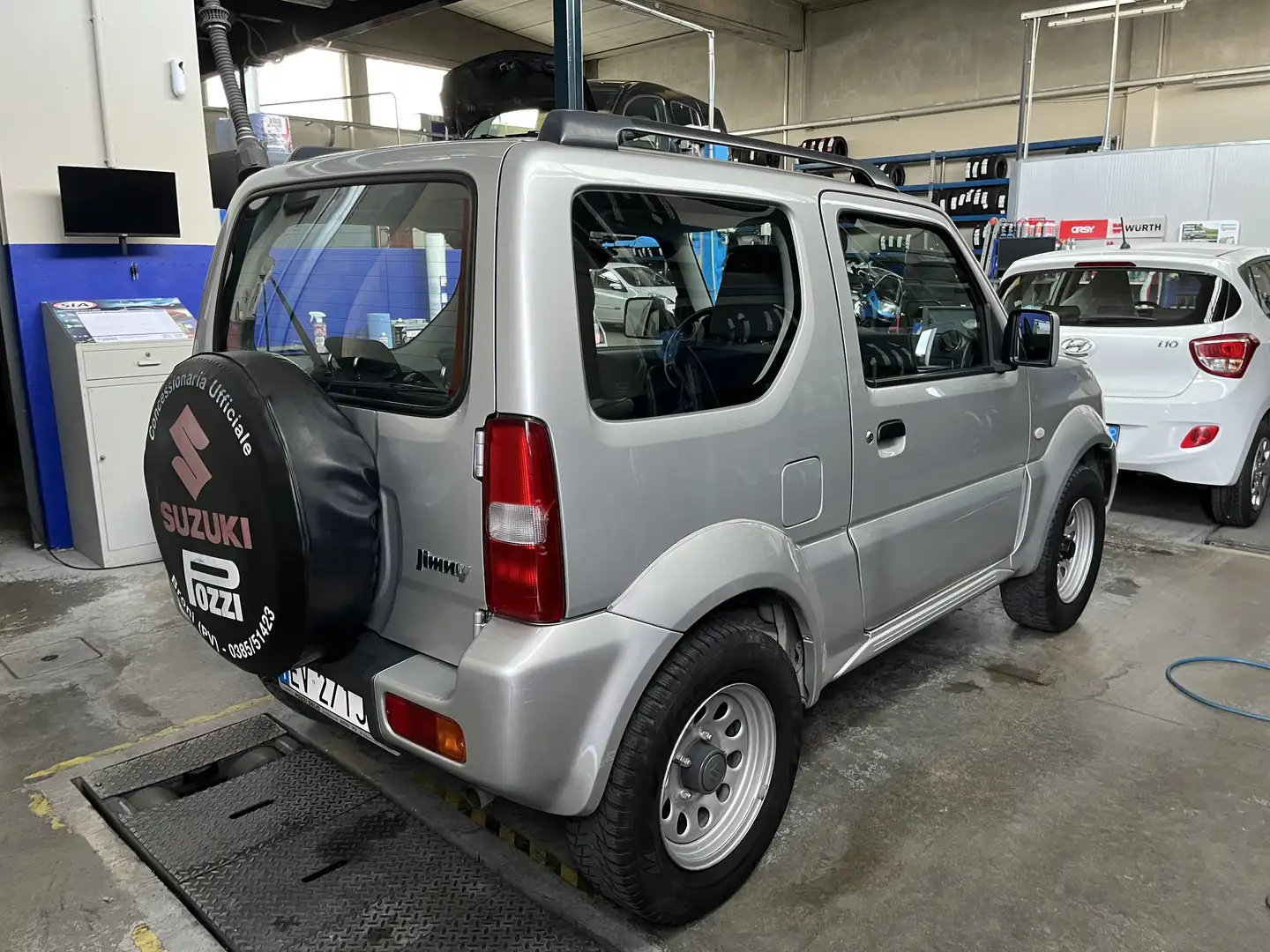 Suzuki Jimny 1.3 vvt Evolution 4wd - 2