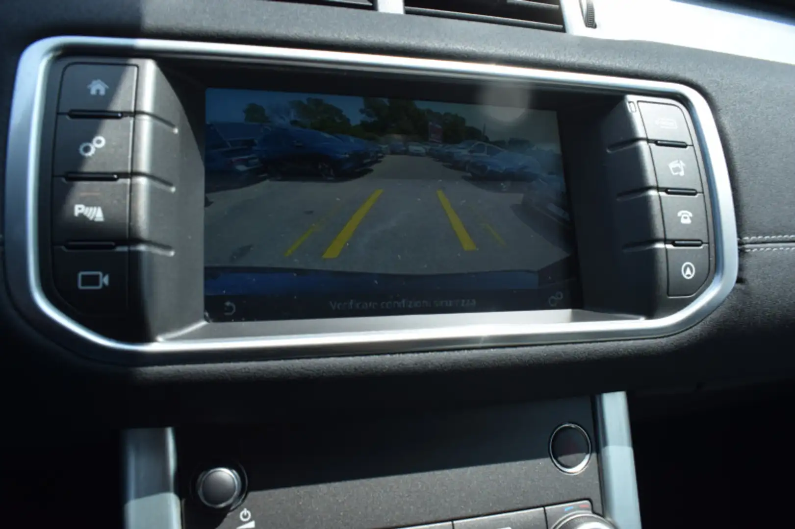 Land Rover Range Rover Evoque 2.0 TD4 150 SE DYNAMIC BVA MARK V - 2