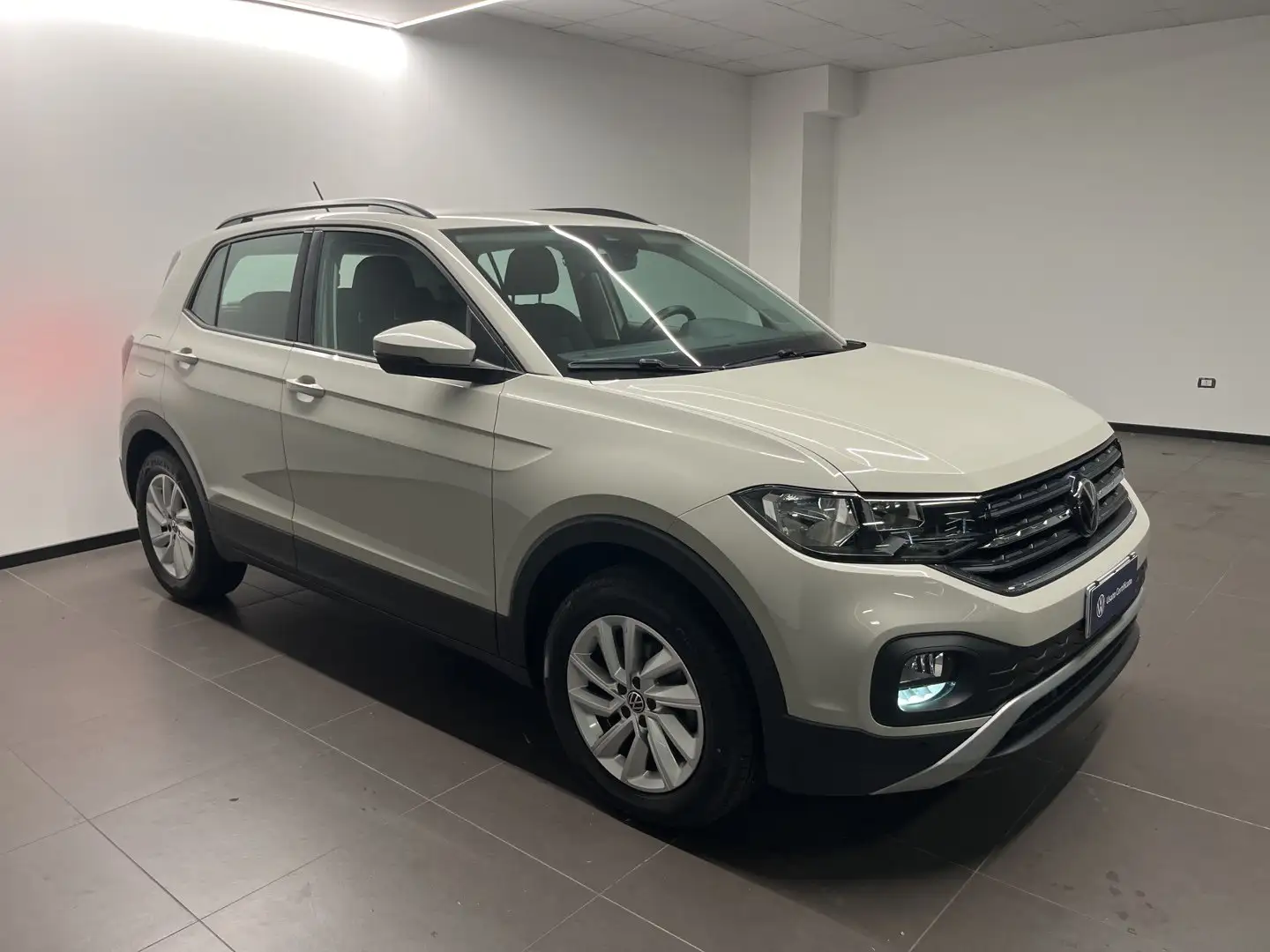 Volkswagen T-Cross STYLE 1.0 TSI 70 KW (95 CV) Grijs - 2
