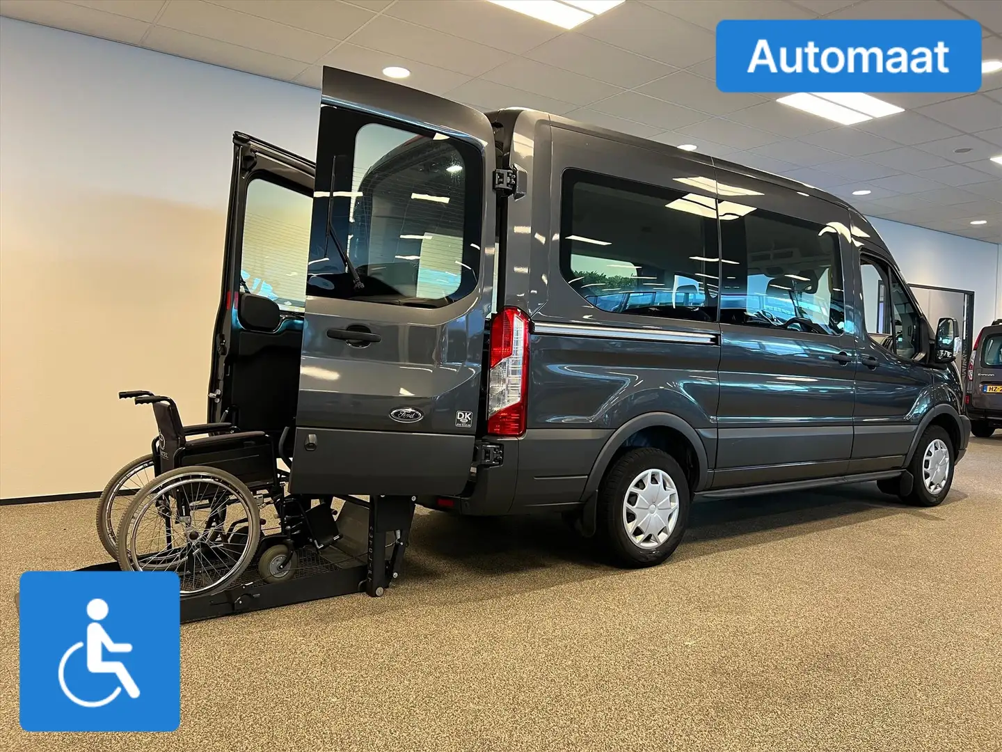 Ford Transit L2H2 Rolstoelbus Automaat (airco) 3+1 Gris - 2