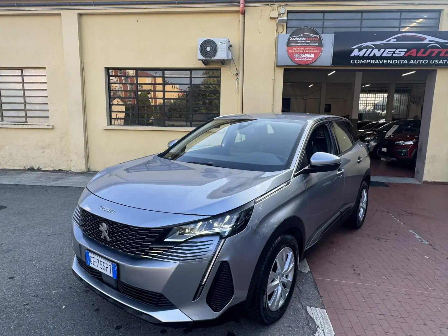 Peugeot 3008 3008 II 2021 1.5 bluehdi Allure Pack SeS Grigio - 1