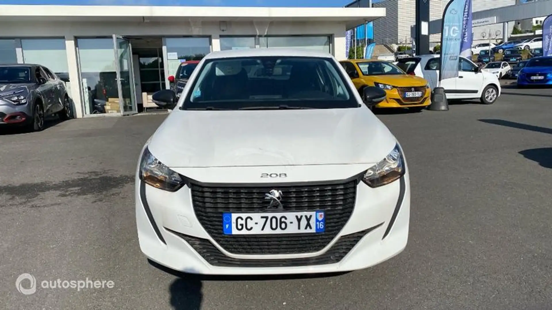 Peugeot 208 1.2 PureTech 75ch S\u0026S Like - 2