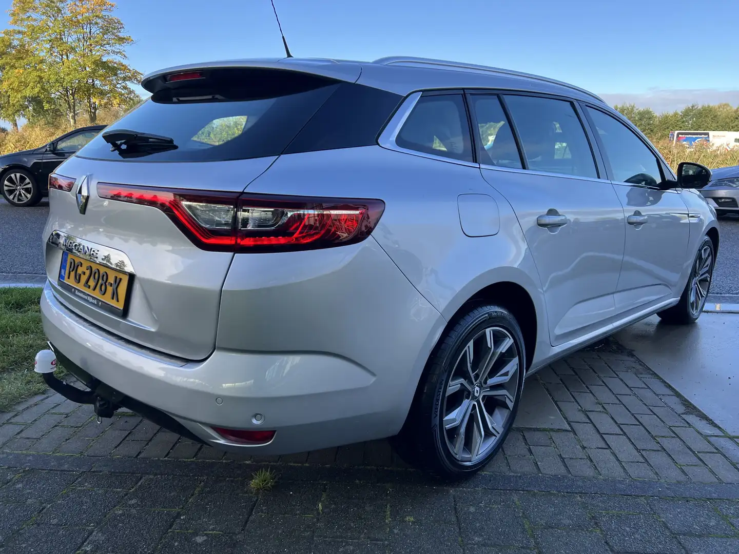 Renault Megane Estate 1.5 dCi Limited / Distr. vv / Trekhaak / Ke Gris - 2