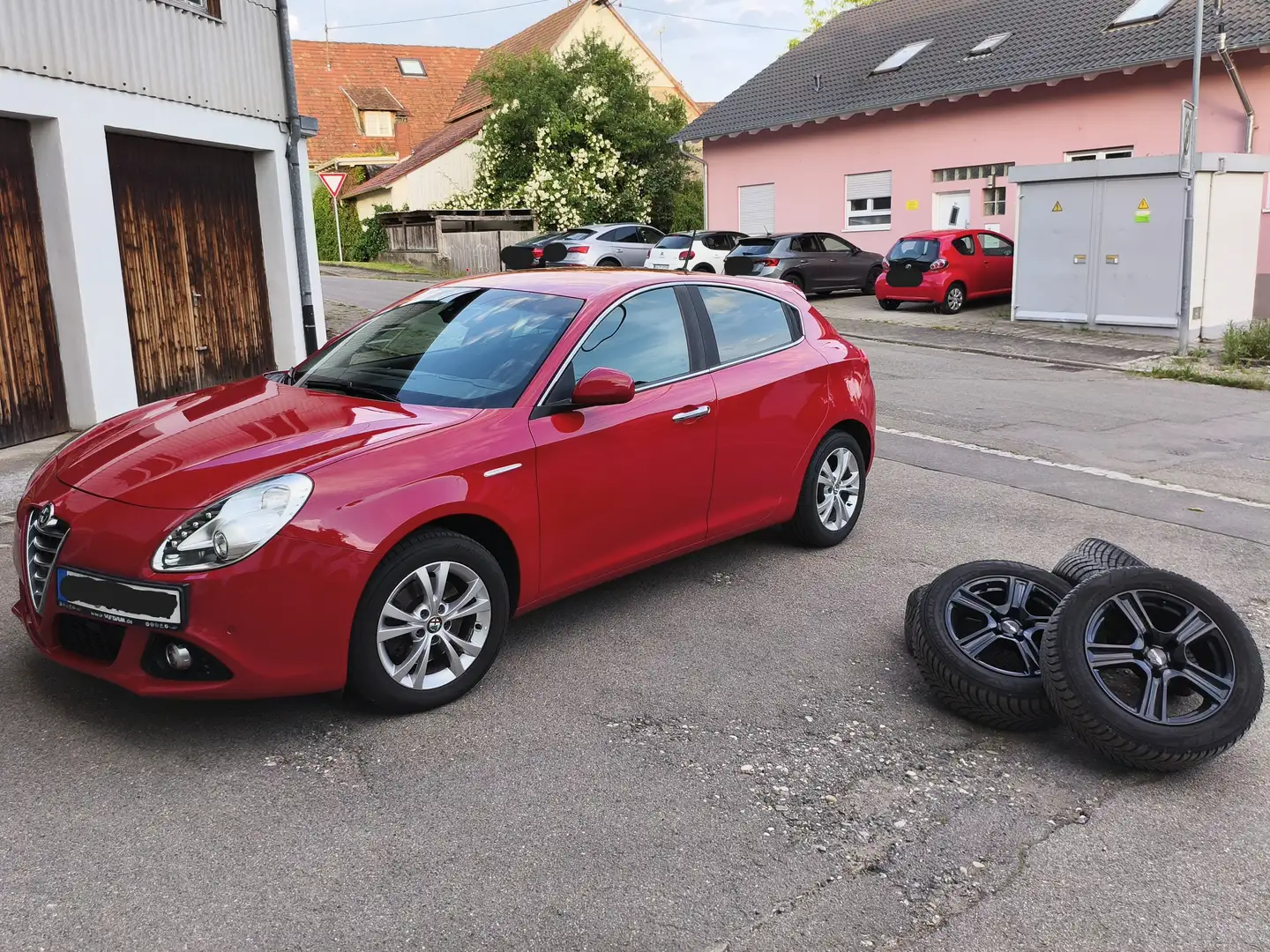 Alfa Romeo Giulietta Giulietta 2.0 JTDM 16VTurismo Rot - 2