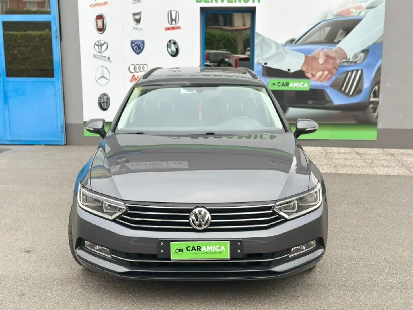 Volkswagen Passat Variant Passat Variant 2.0 TDI Business BlueMotion Tech. Gris - 2