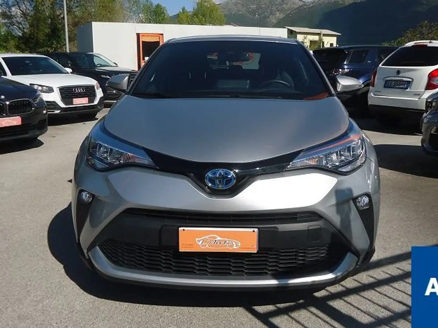 Toyota C-HR 1.8h Trend e-cvt Argento - 2