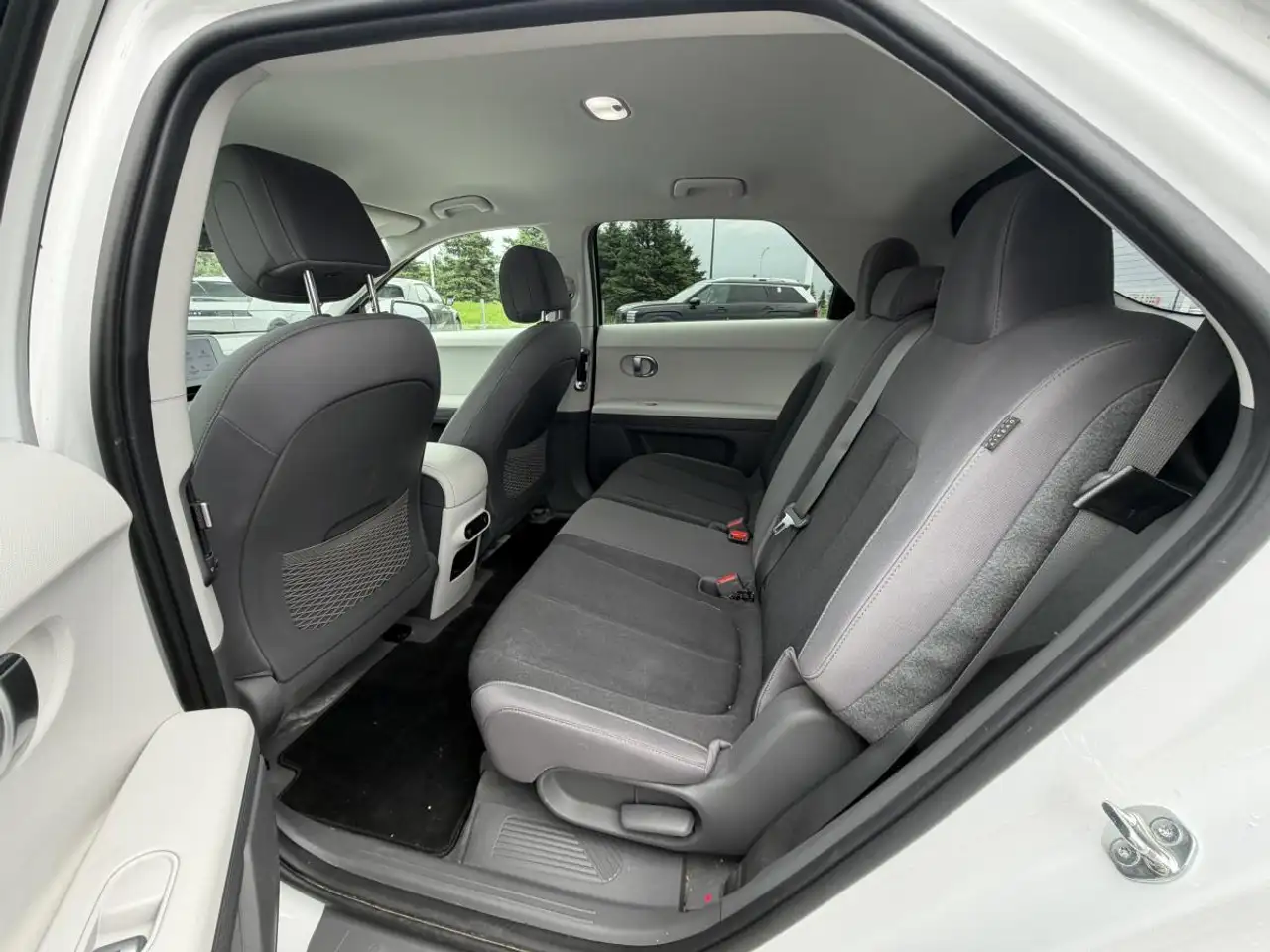 Hyundai IONIQ 5 снимка Hyundai IONIQ 5