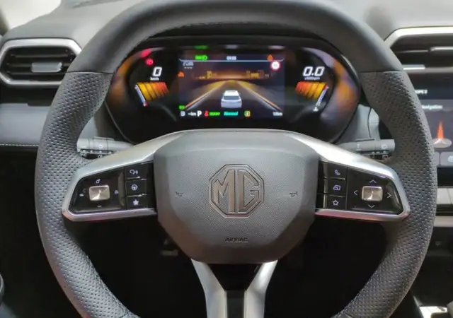 MG ZS view 6