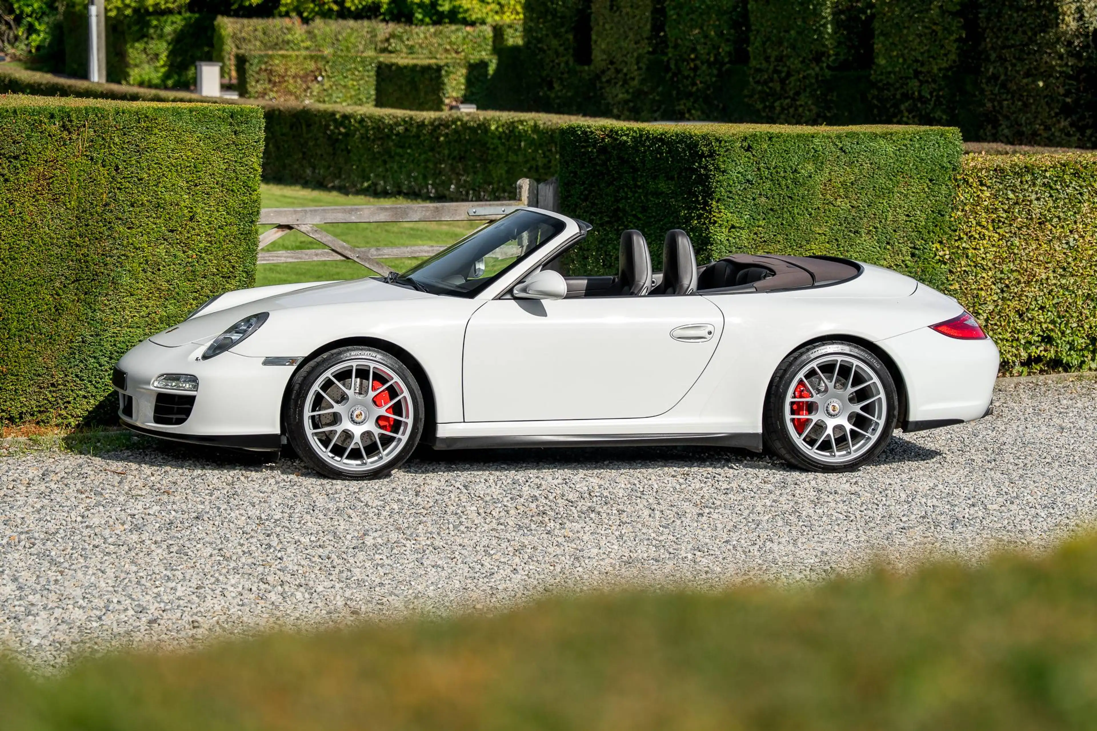 Porsche 997 997.2 Carrera 4 GTS PDK 3.8 Cab — photo 3