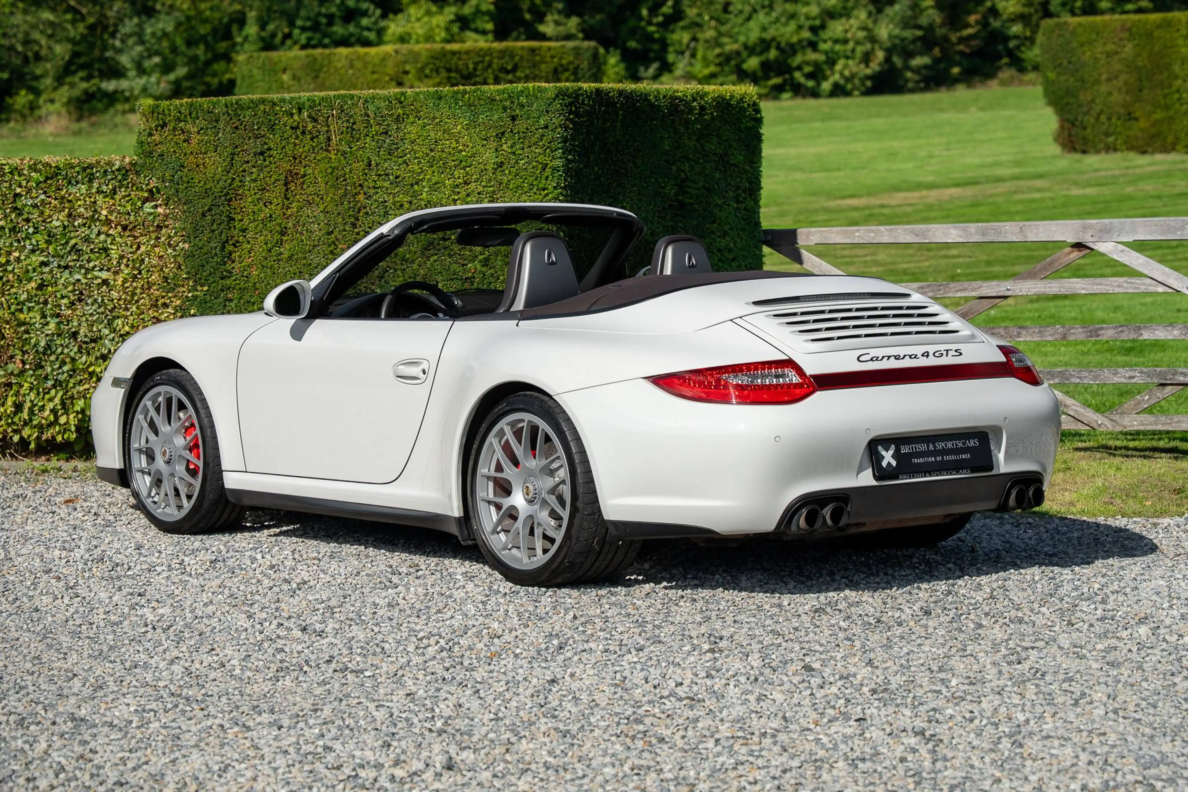 Porsche 997 997.2 Carrera 4 GTS PDK 3.8 Cab — photo 2