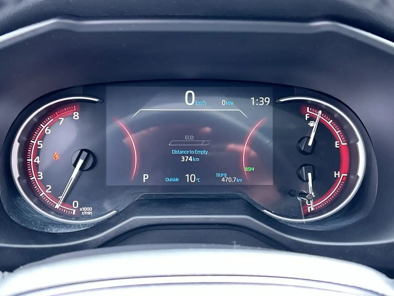 Toyota RAV 4 снимка Toyota RAV 4