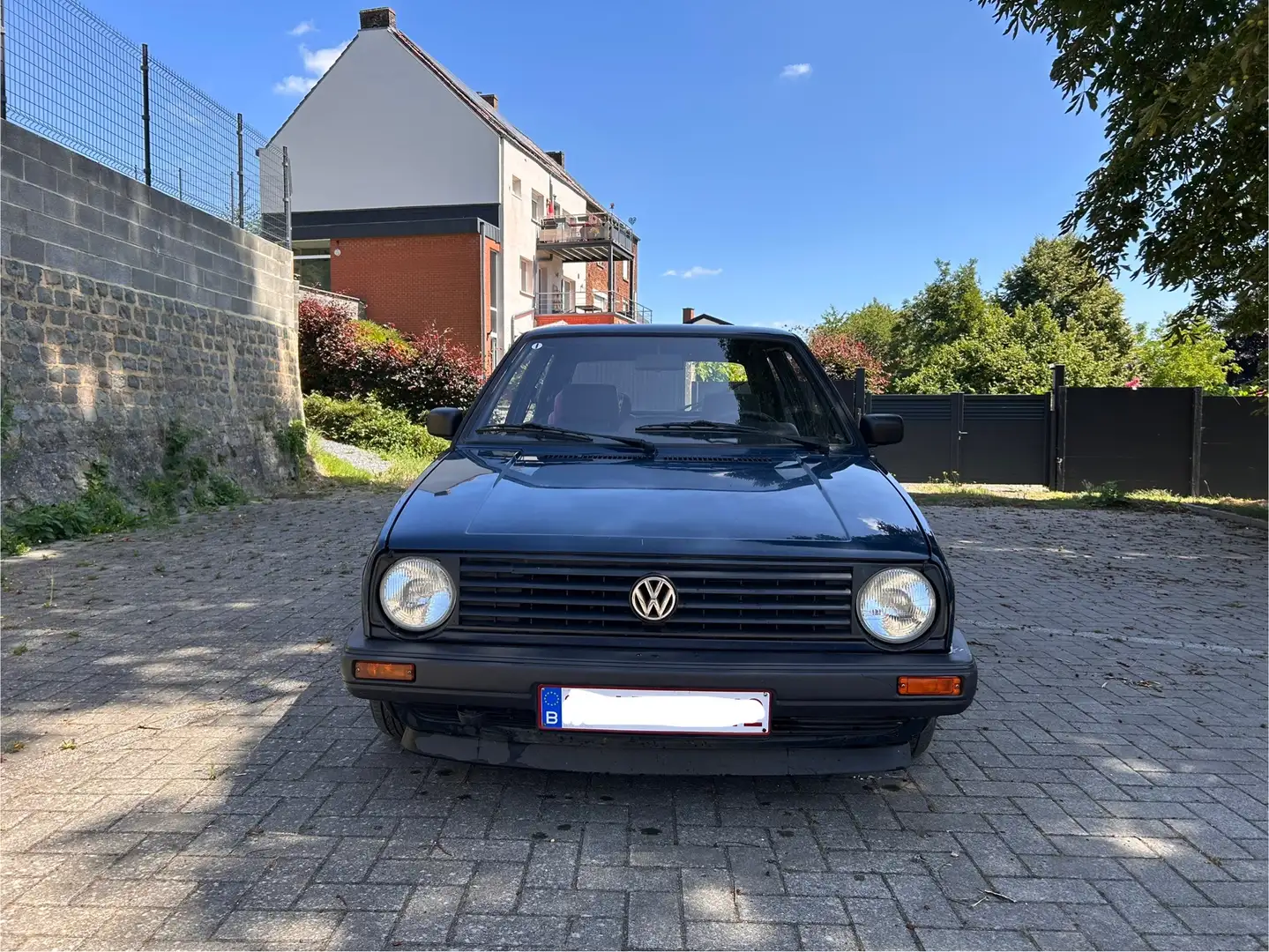 Volkswagen Golf - 1