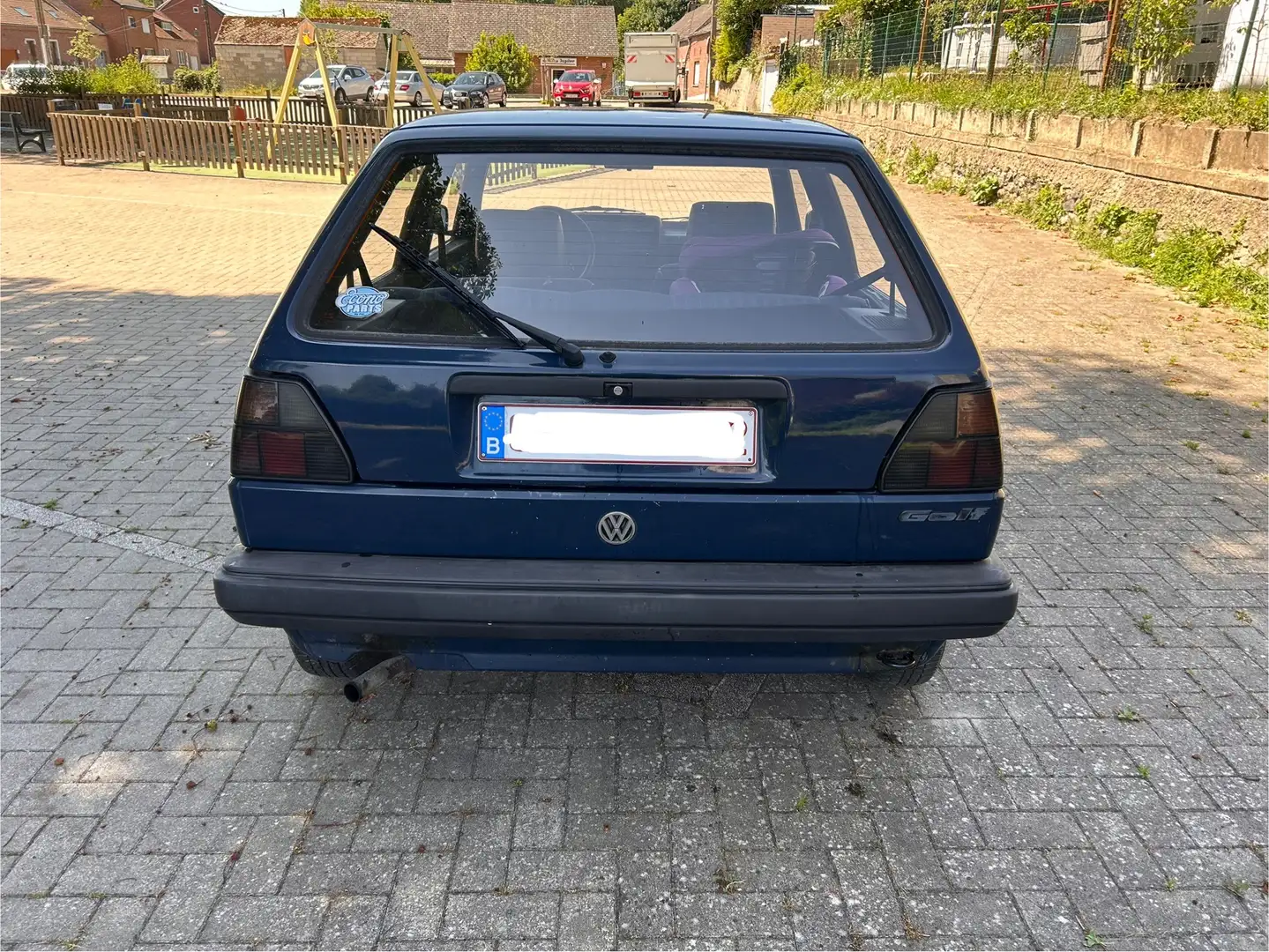 Volkswagen Golf - 2