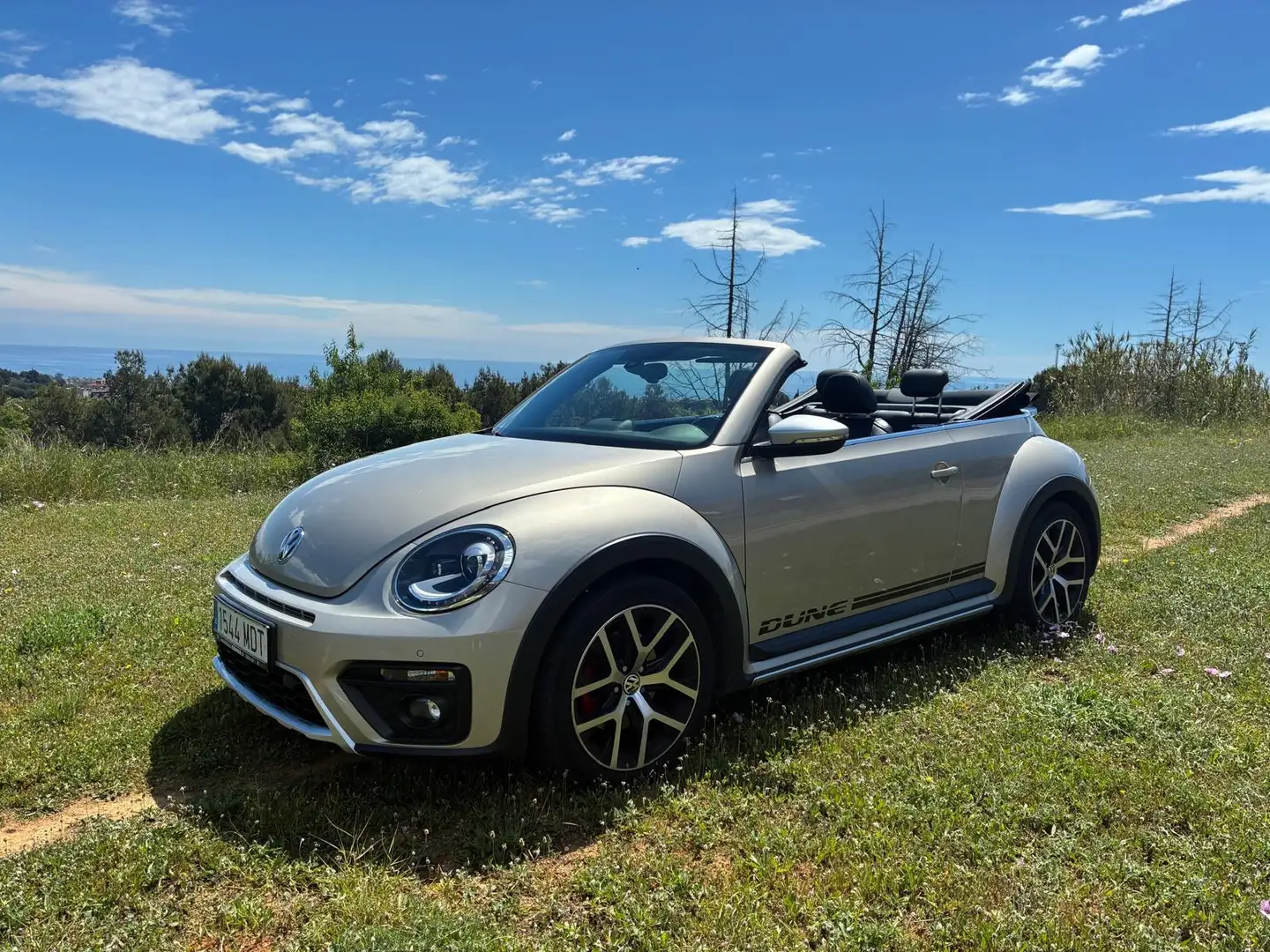 Volkswagen Beetle Beetle Cabrio 2.0 TSI Dune DSG 162kW Dune Beige - 1